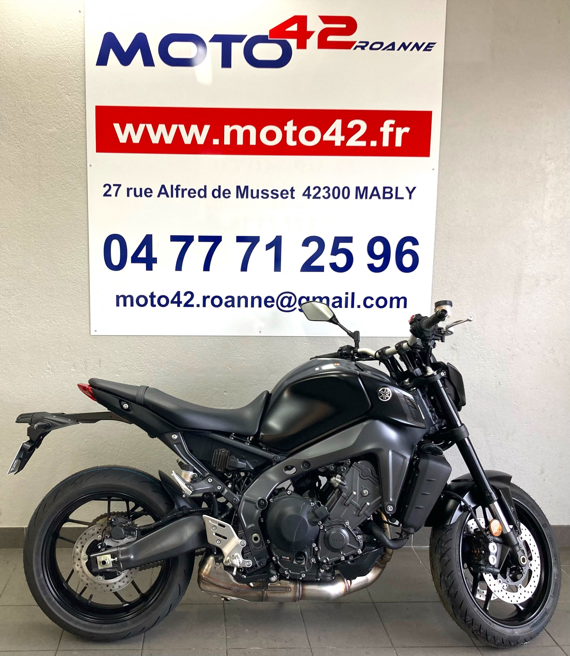 photo de YAMAHA MT-09 850 occasion de couleur  en vente à Mably n°3