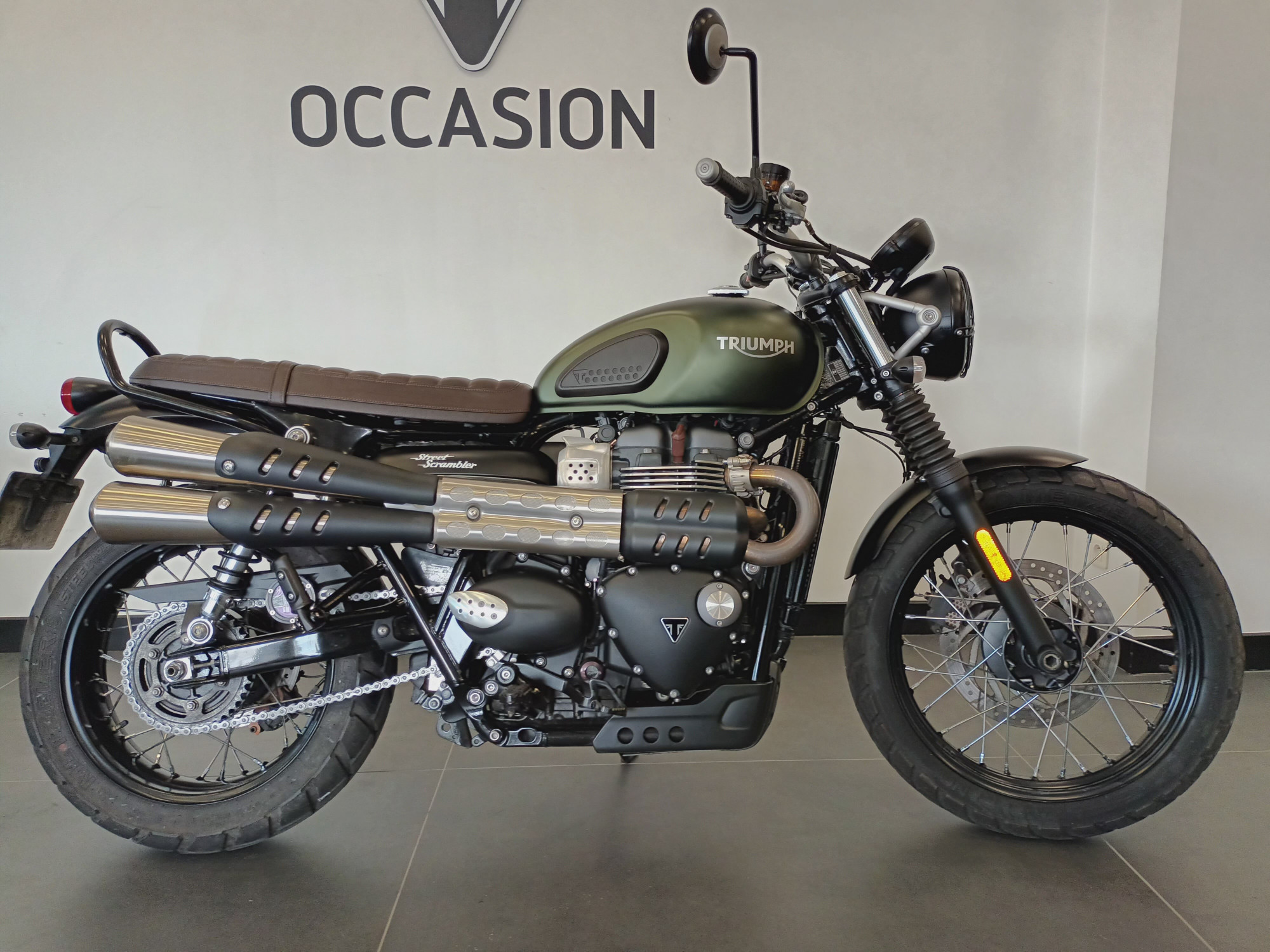 photo de TRIUMPH STREET SCRAMBLER 900 900 occasion de couleur  en vente à Le Kremlin Bicetre n°2