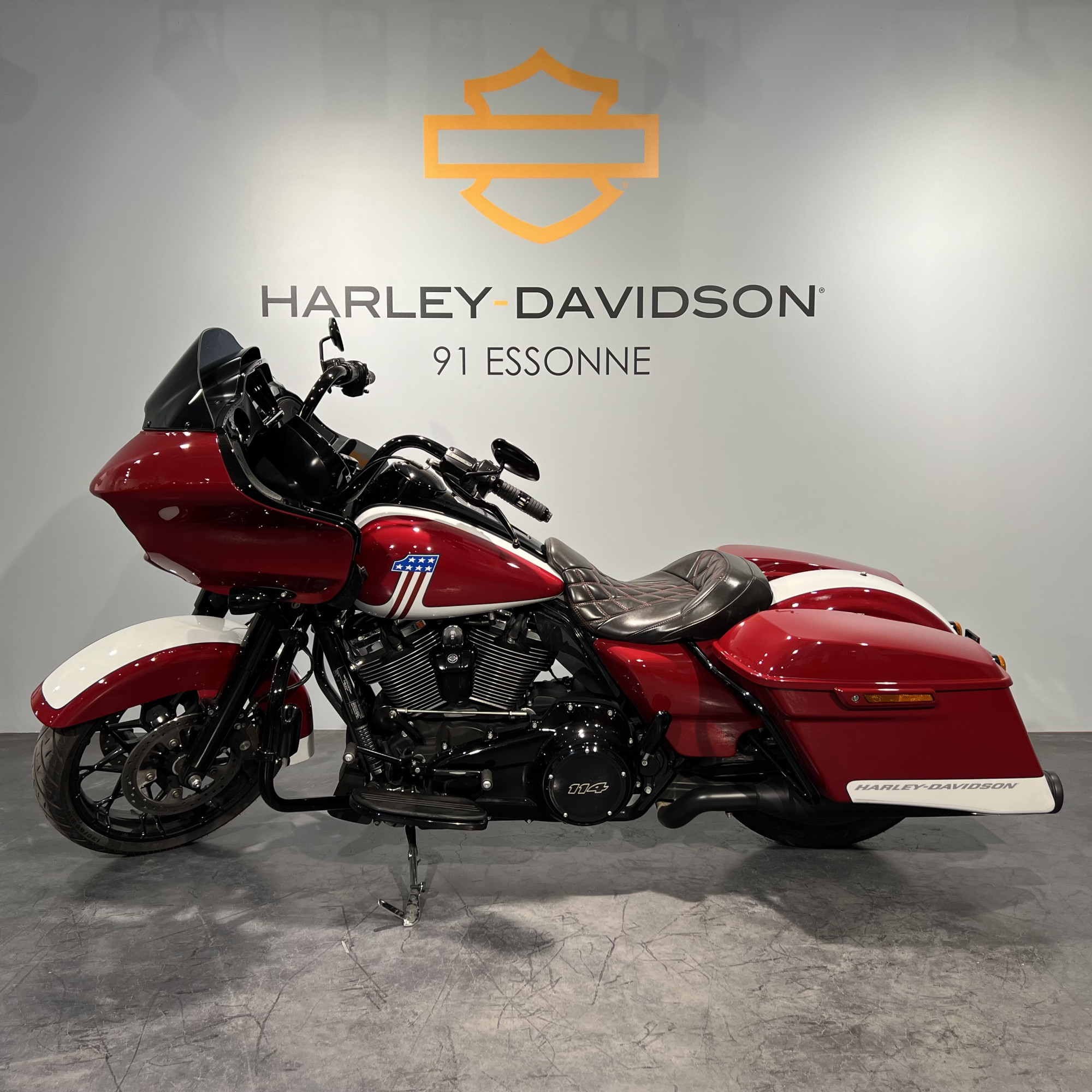 photo de HARLEY DAVIDSON TOURING ROAD GLIDE 1868 SPECIAL 1868 occasion de couleur  en vente à Ballainvilliers