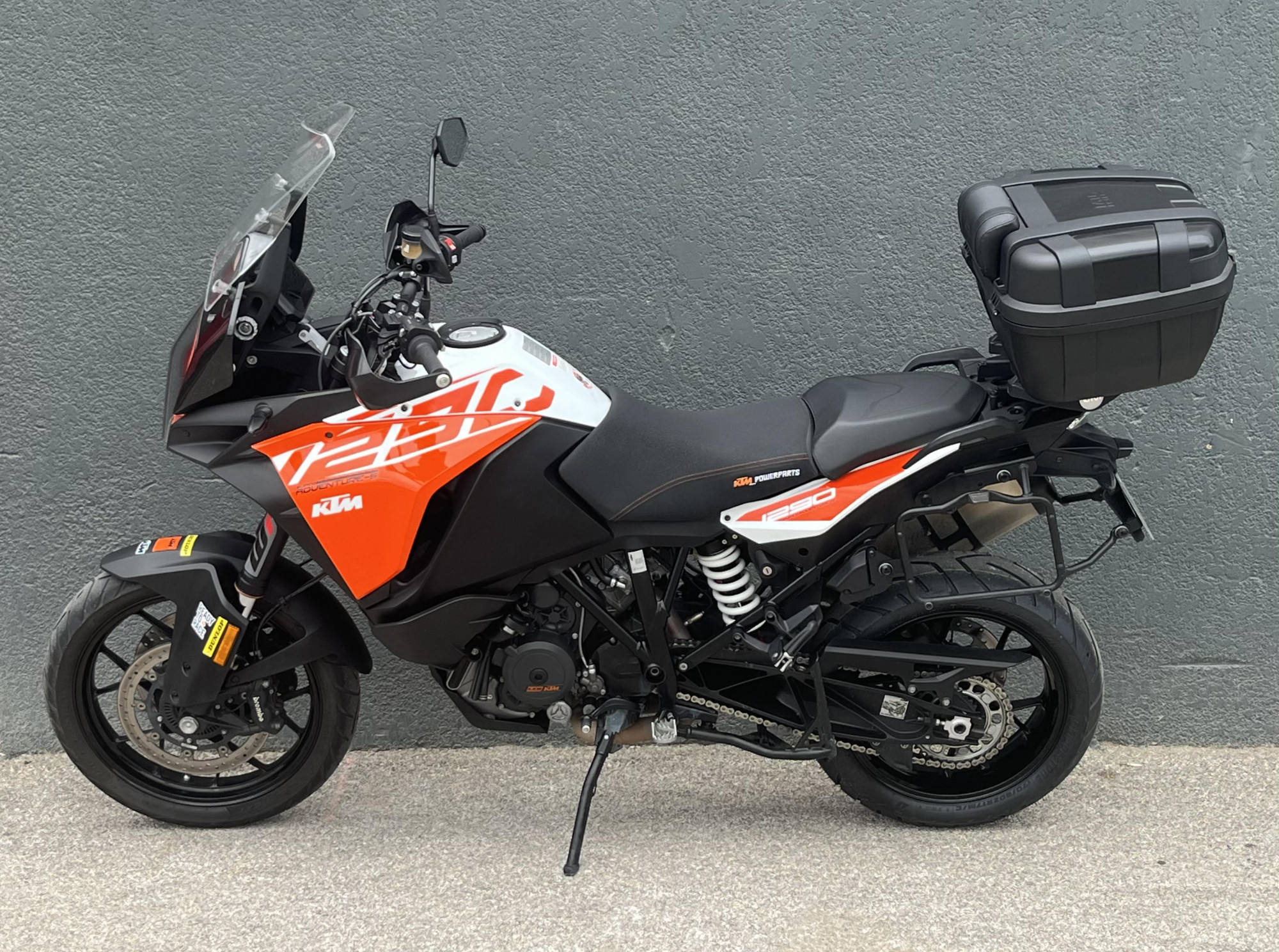 photo de KTM 1290 SUPER ADVENTURE S 1290 occasion de couleur  en vente à Perpignan n°2