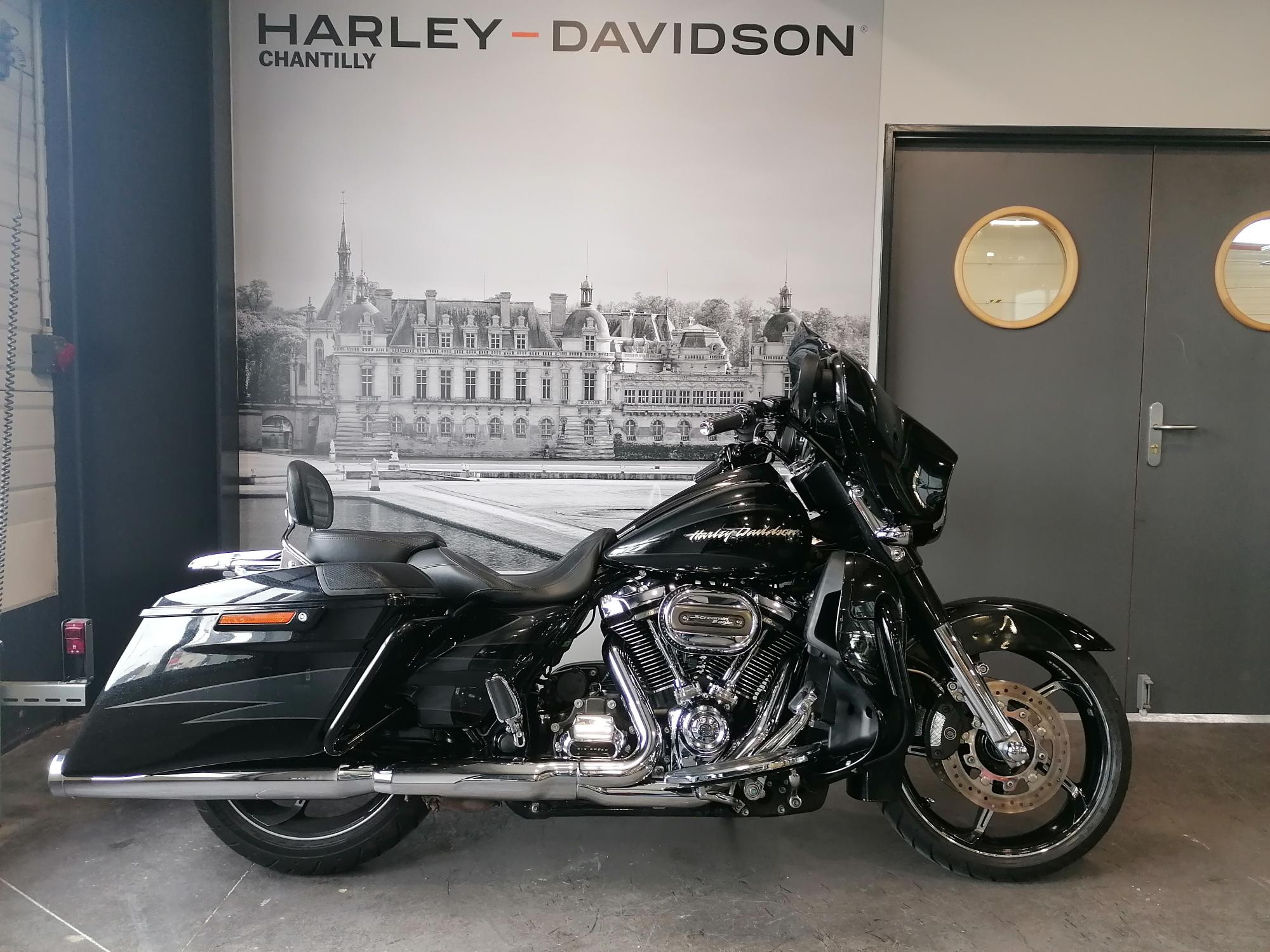 Annonce moto Harley-Davidson TOURING STREET GLIDE 1868 CVO