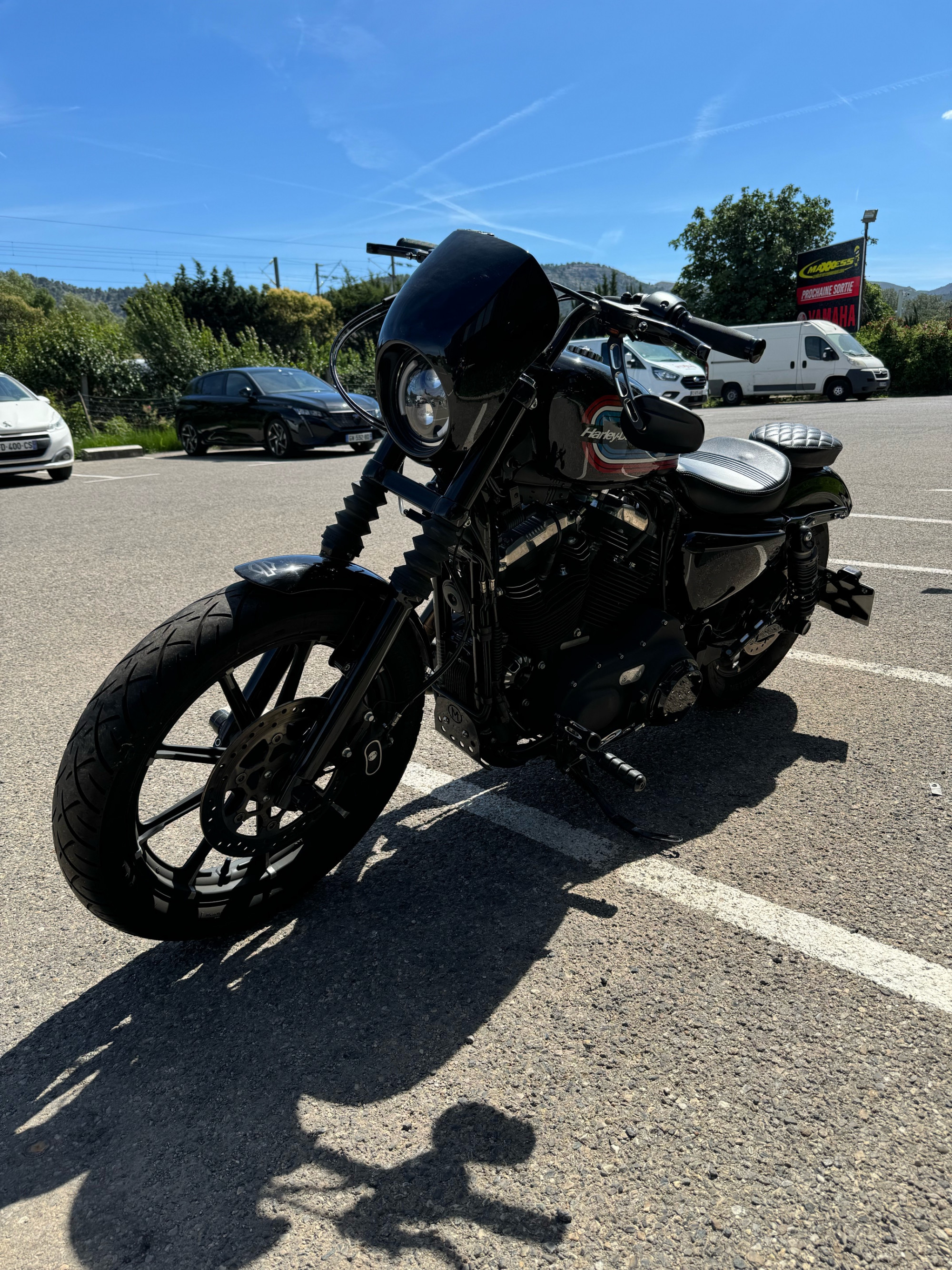 photo de HARLEY DAVIDSON SPORTSTER IRON 1200 1200 occasion de couleur  en vente à Aubagne n°3