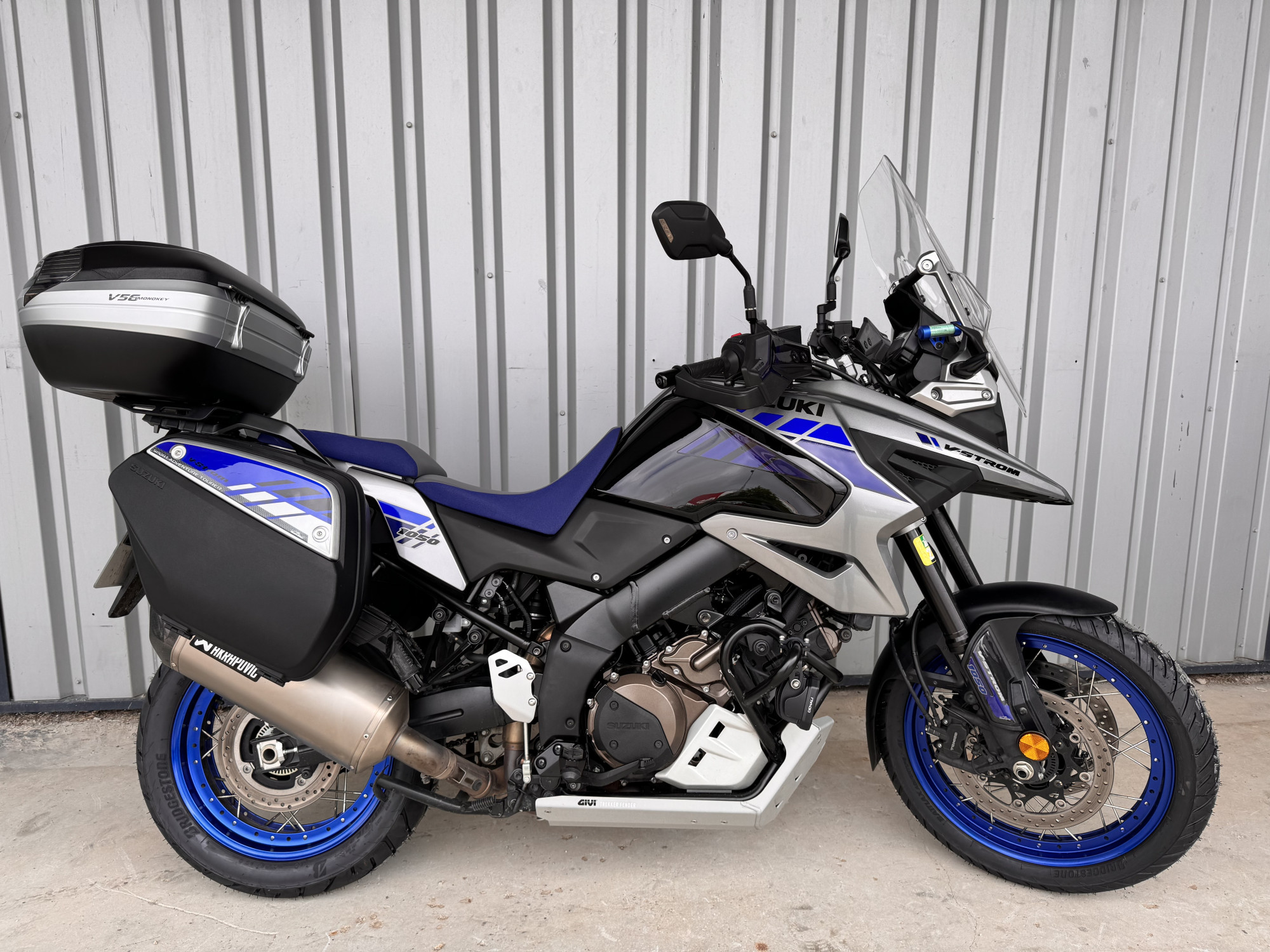 photo de SUZUKI DL 1050 V-STROM XT 1050 occasion de couleur  en vente   Pontarlier