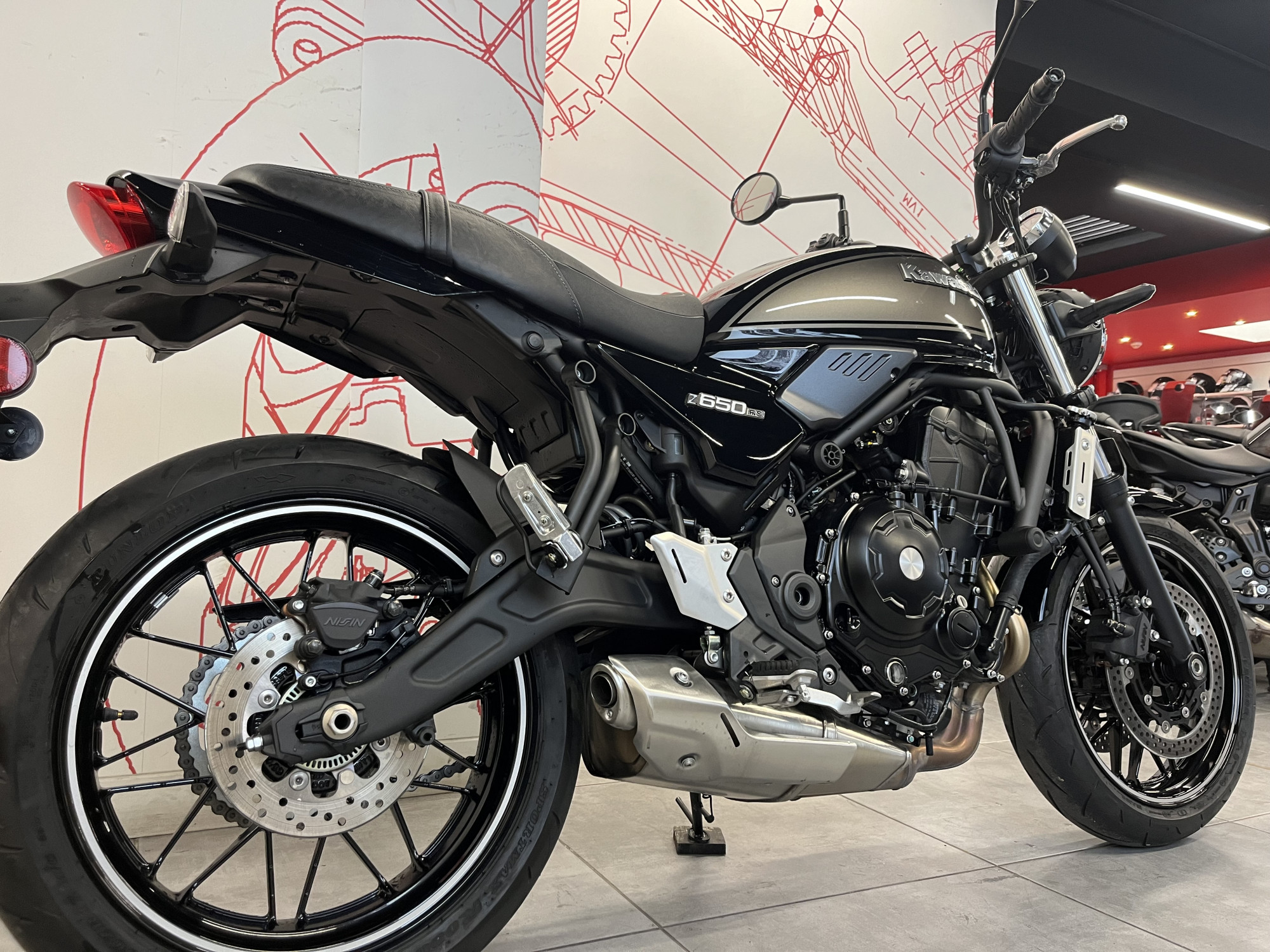 photo de KAWASAKI Z650 RS 650 occasion de couleur  en vente à Paris 12 n°2