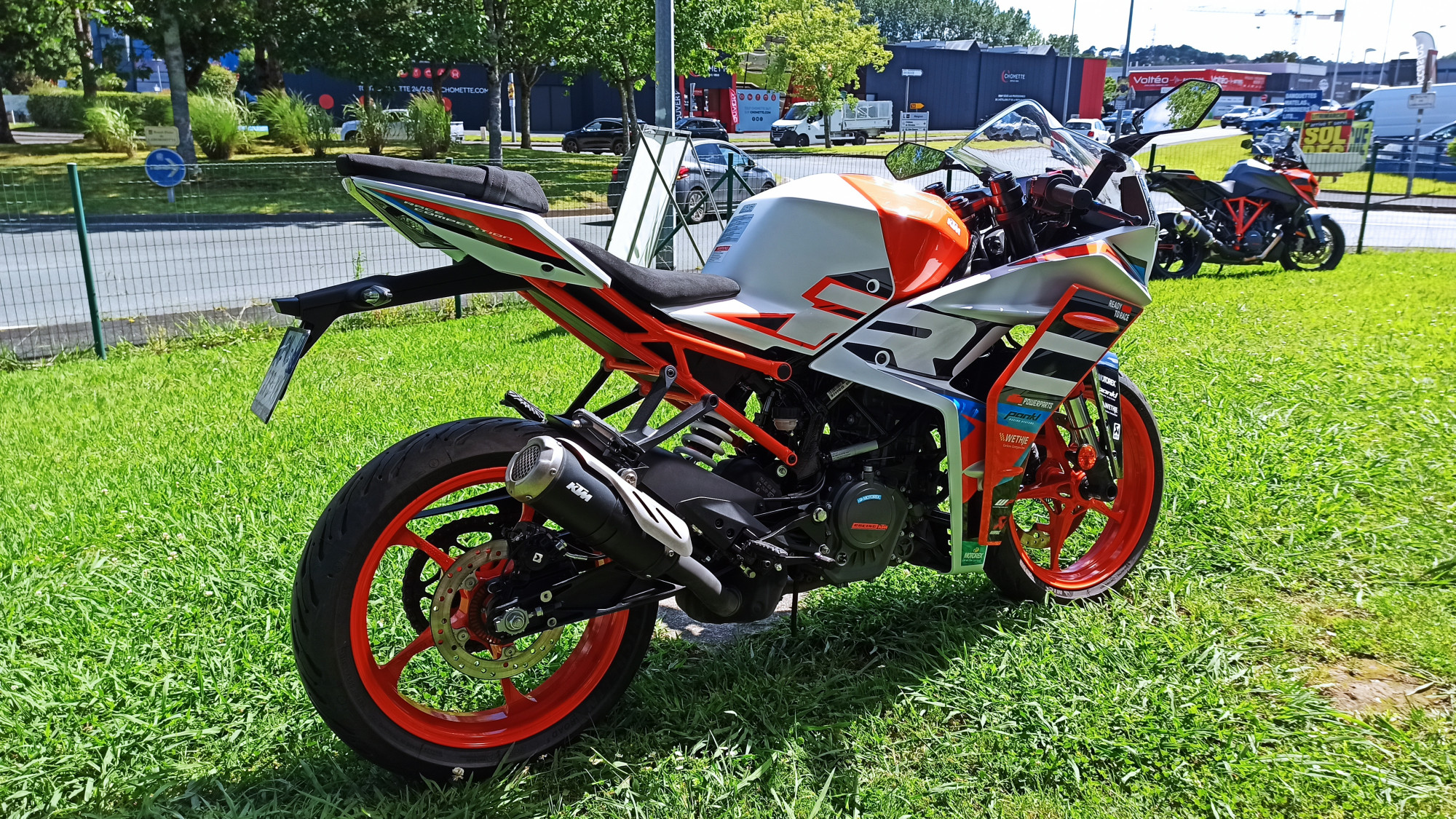 photo de KTM RC 125 125 occasion de couleur  en vente à Anglet n°3