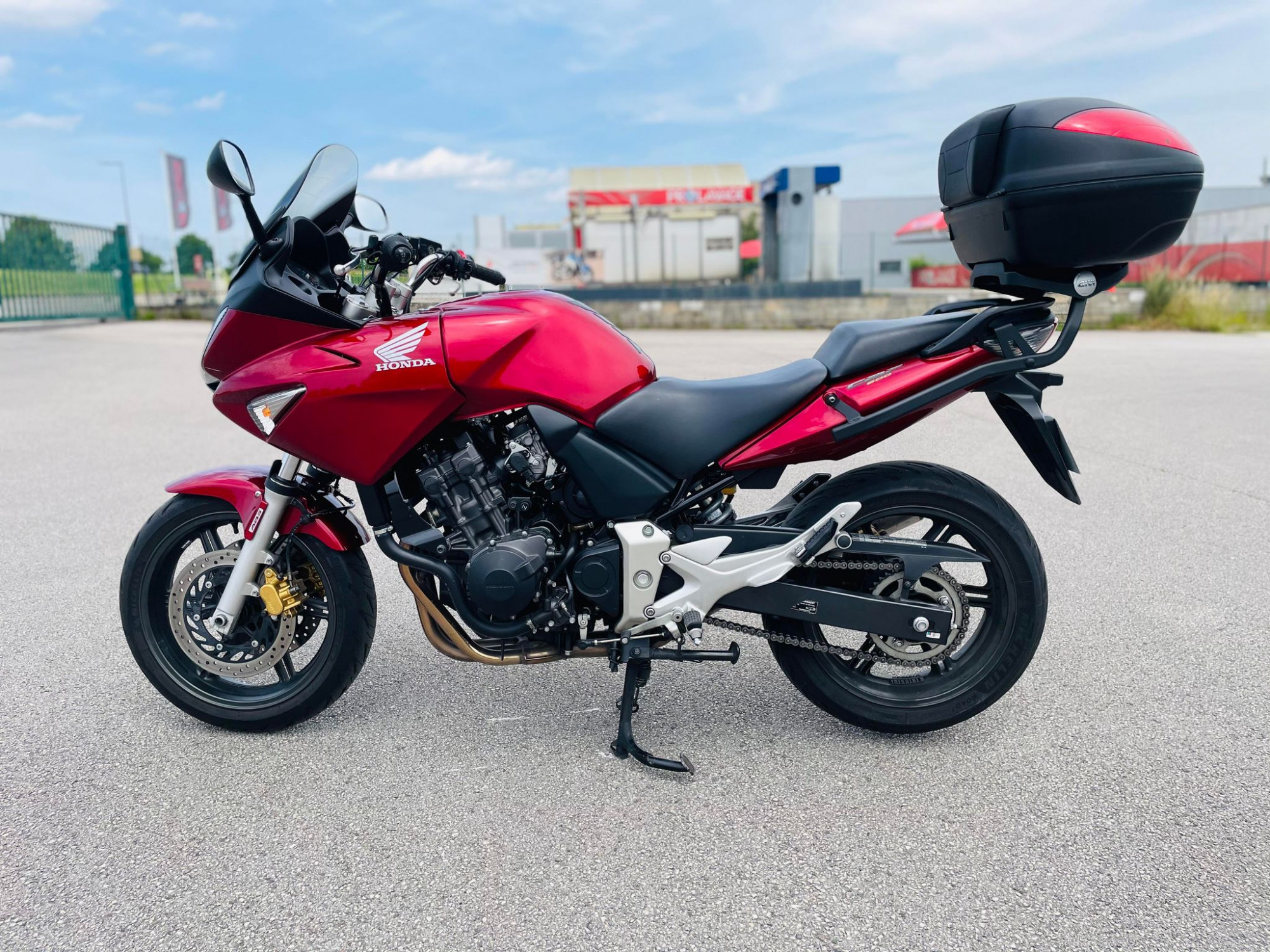 photo de HONDA CBF 600 S 600 occasion de couleur  en vente à Fixin n°3