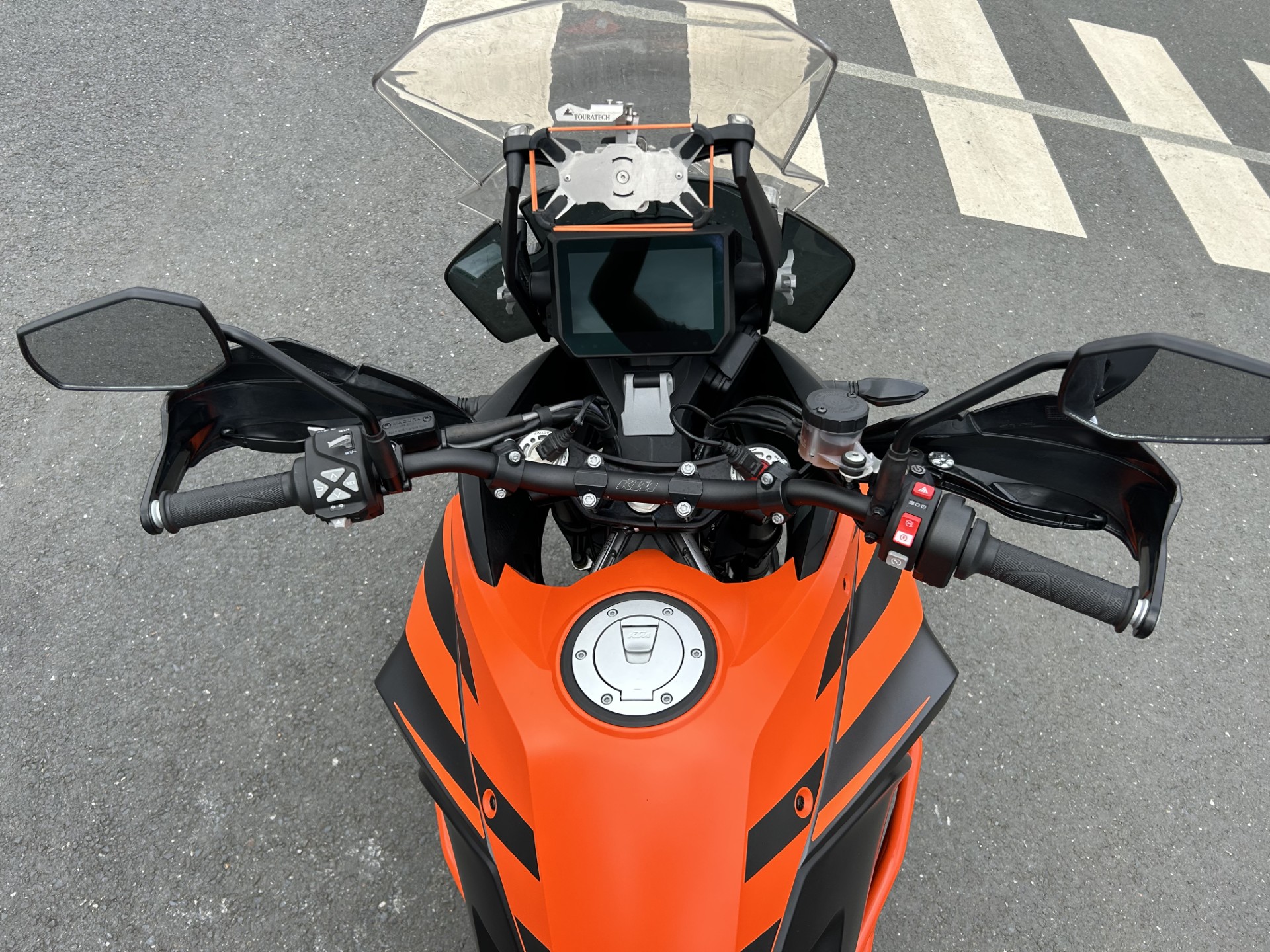 photo de KTM 1290 ADVENTURE S 1290 occasion de couleur  en vente à Bieville Beuville n°3