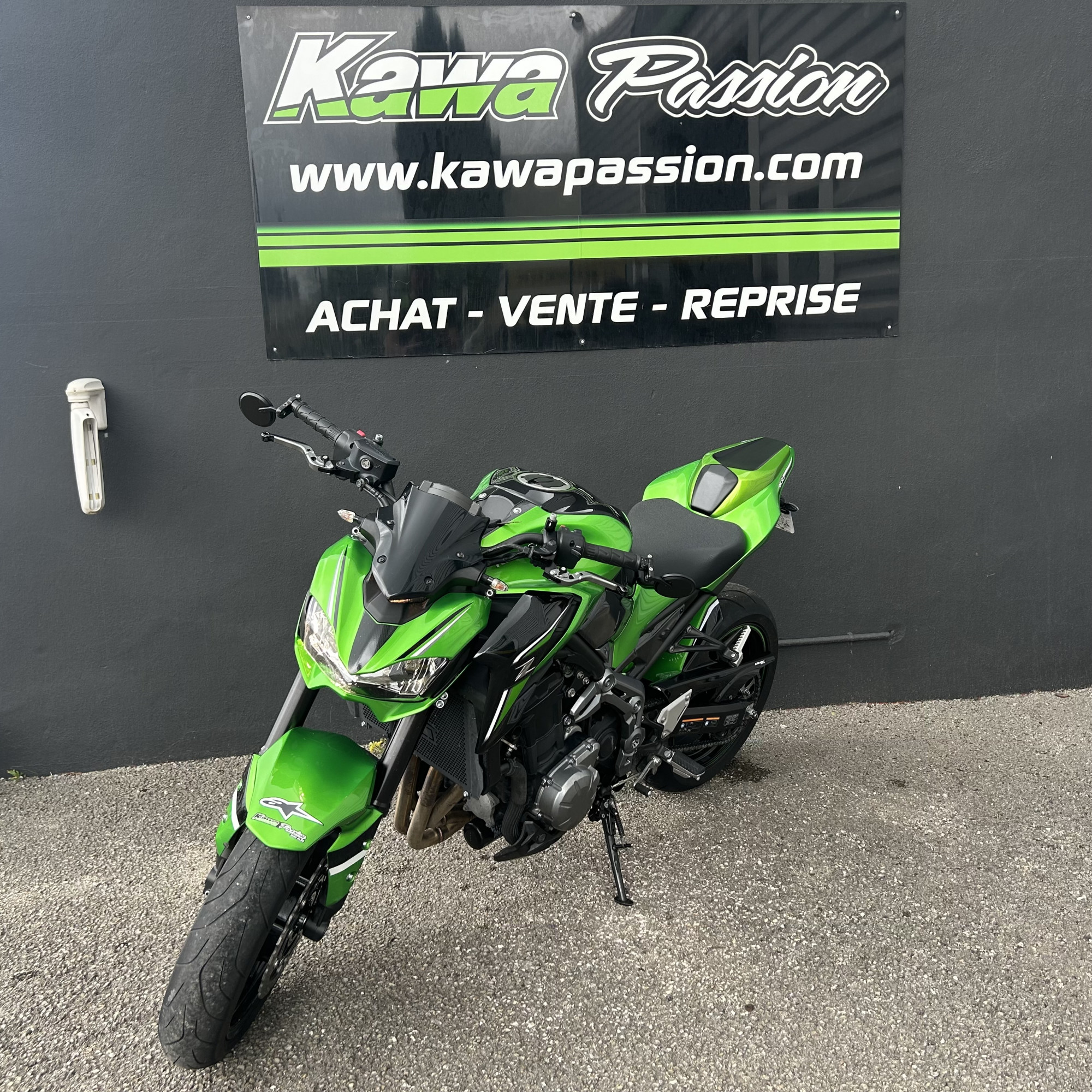 photo de KAWASAKI Z 900 900 occasion de couleur  en vente à Ales n°2