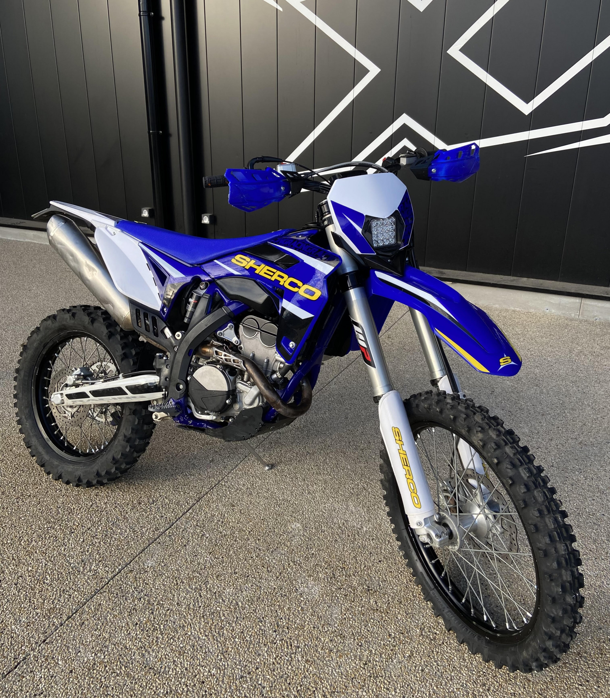 photo de SHERCO SE 250 R 250 occasion de couleur  en vente à Aubenas n°2