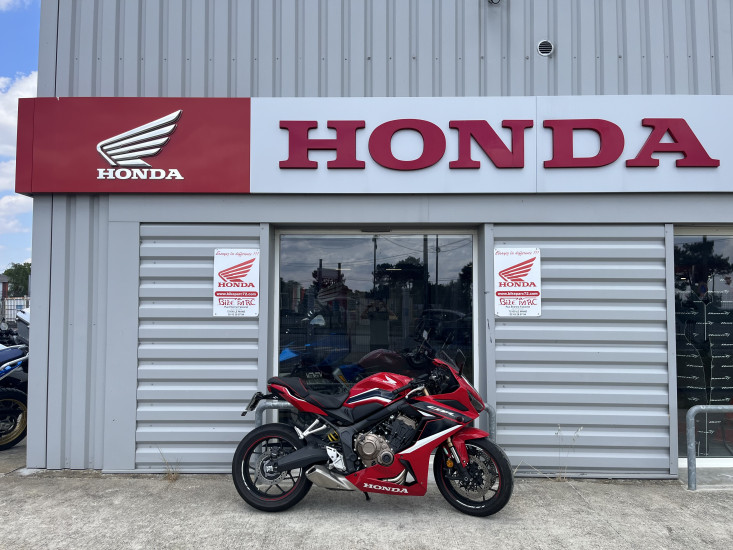 photo de HONDA CBR650R 649 occasion de couleur  en vente à Le Mans n°2