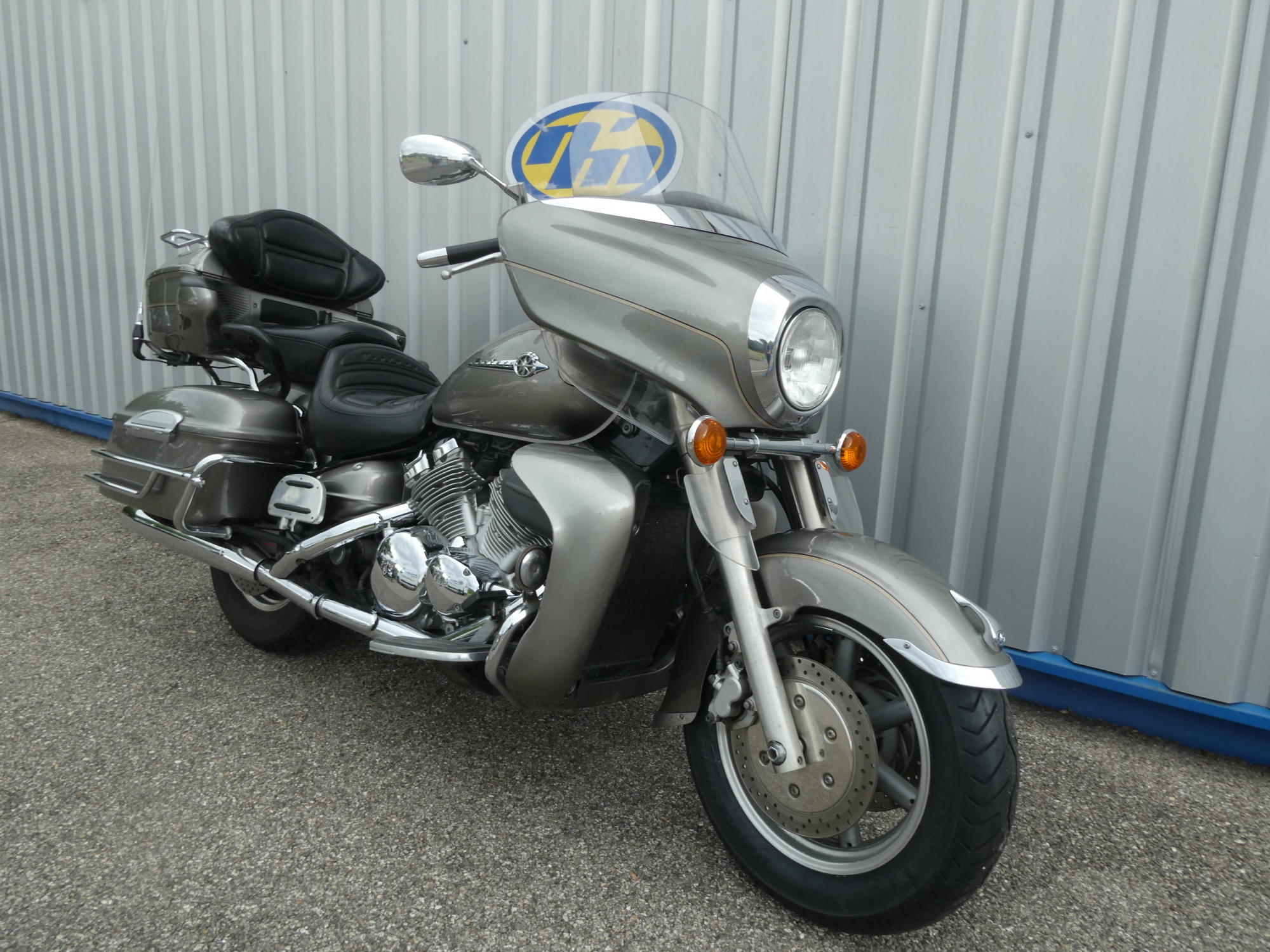 photo de YAMAHA ROYAL STAR 1300 occasion de couleur  en vente à Annonay n°2