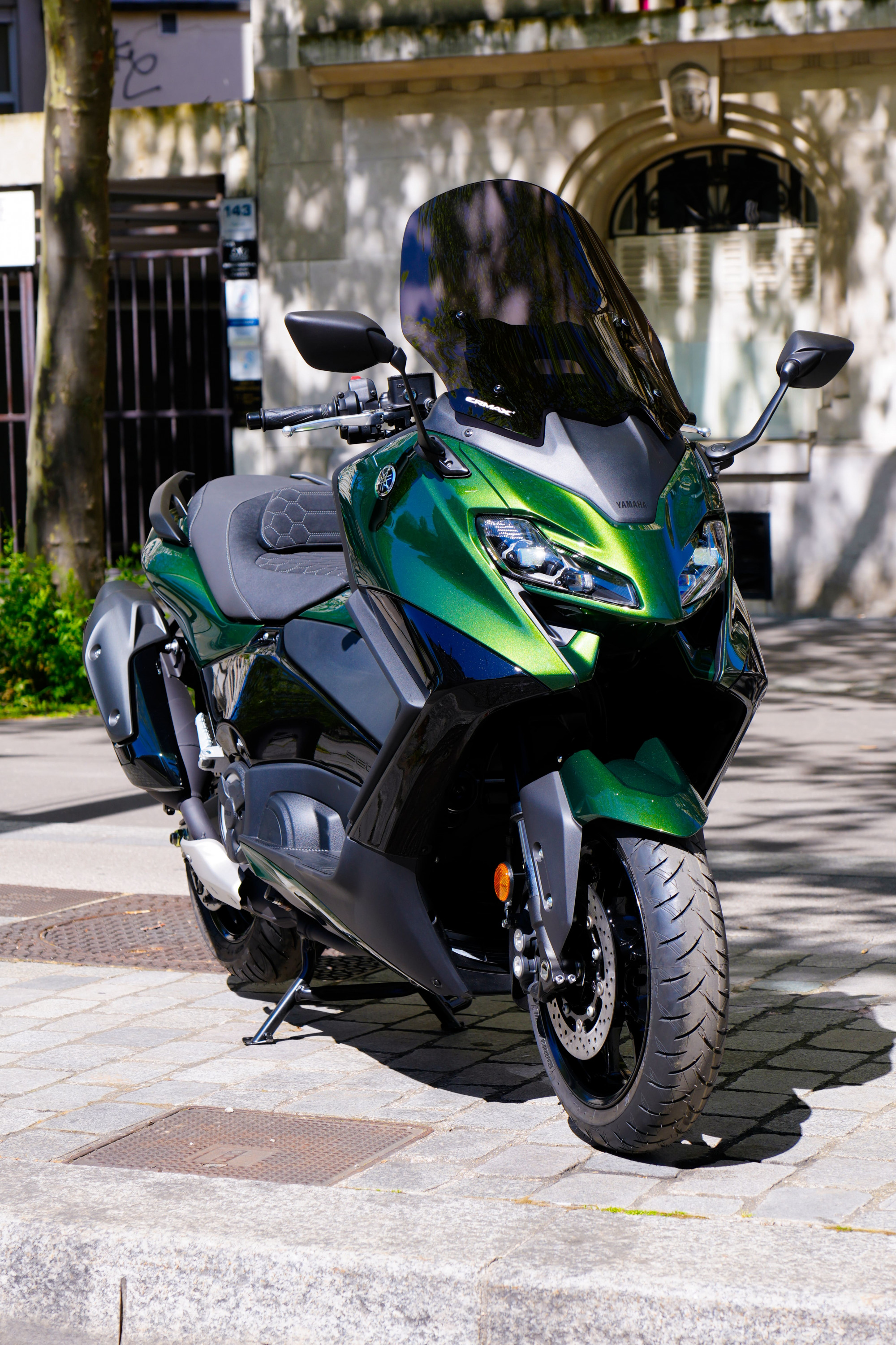 photo de YAMAHA TMAX 560 560 occasion de couleur  en vente   Paris 15