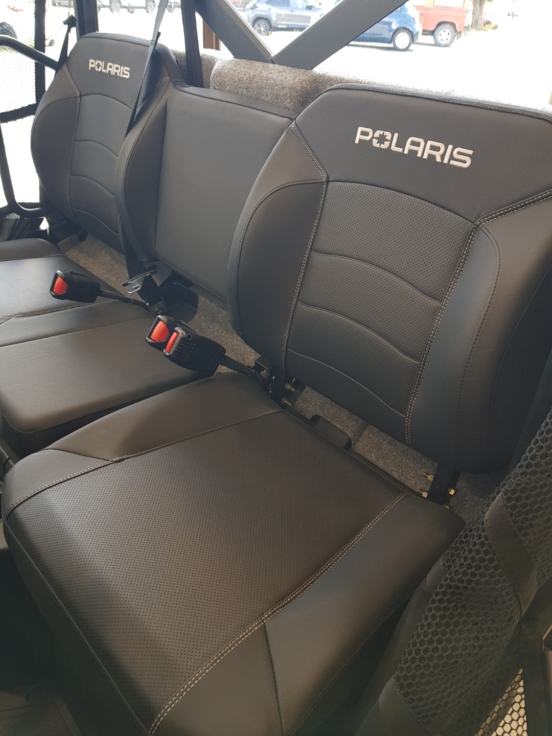 photo de POLARIS RANGER DIESEL 1000 occasion de couleur  en vente à Gap n°3