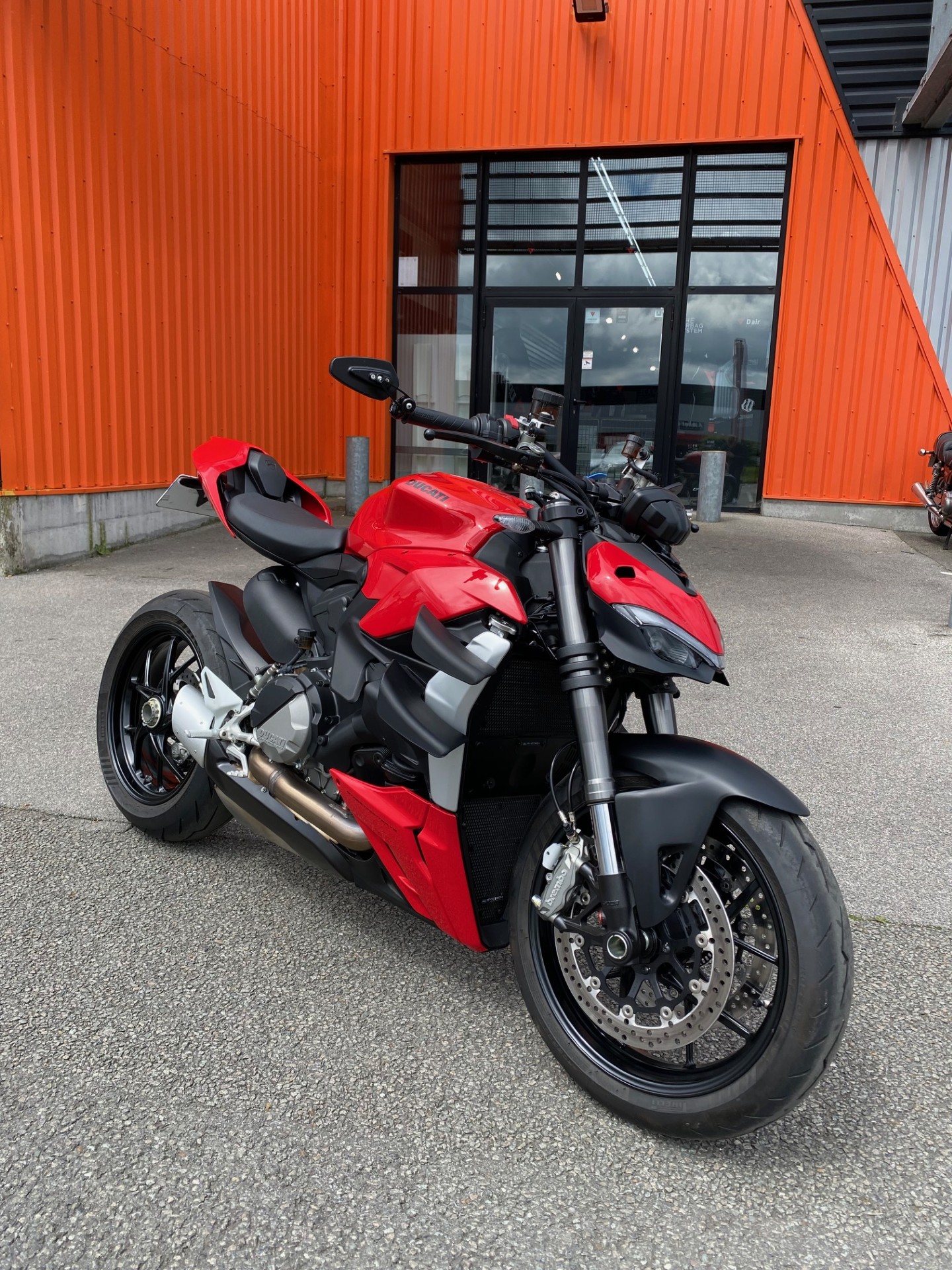 photo de DUCATI STREETFIGHTER V2 959 occasion de couleur  en vente à Seclin n°3