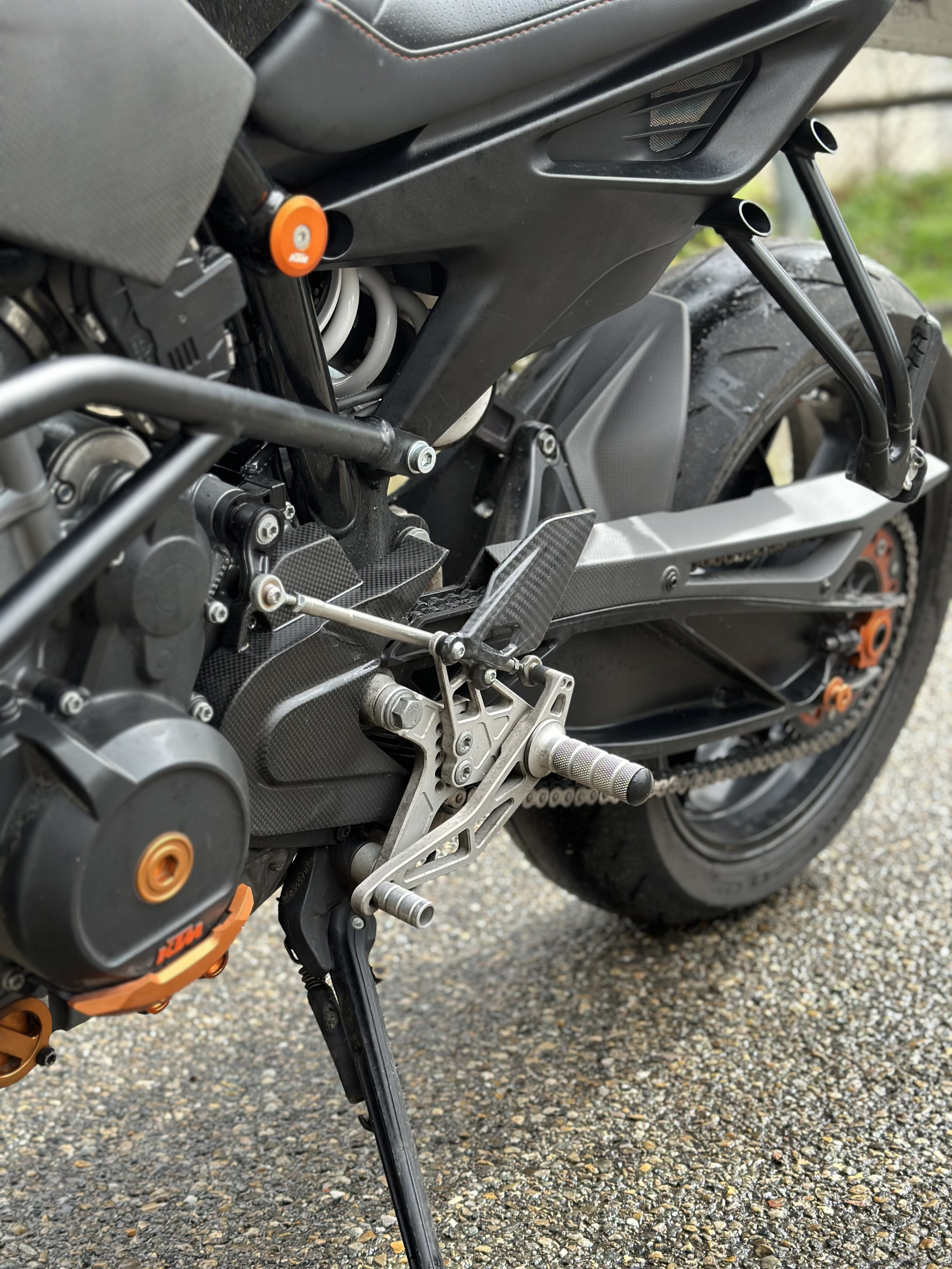 photo de KTM 890 DUKE L 890 occasion de couleur  en vente à Dardilly n°2