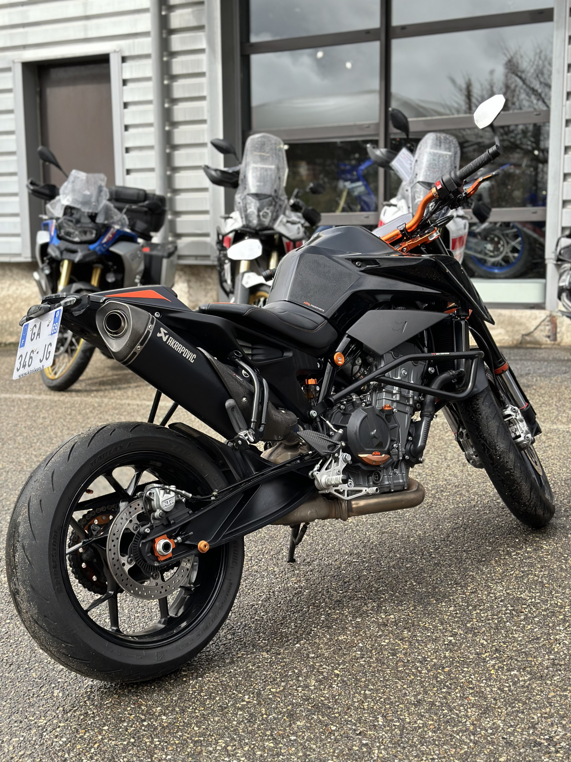 photo de KTM 890 DUKE L 890 occasion de couleur  en vente   Dardilly