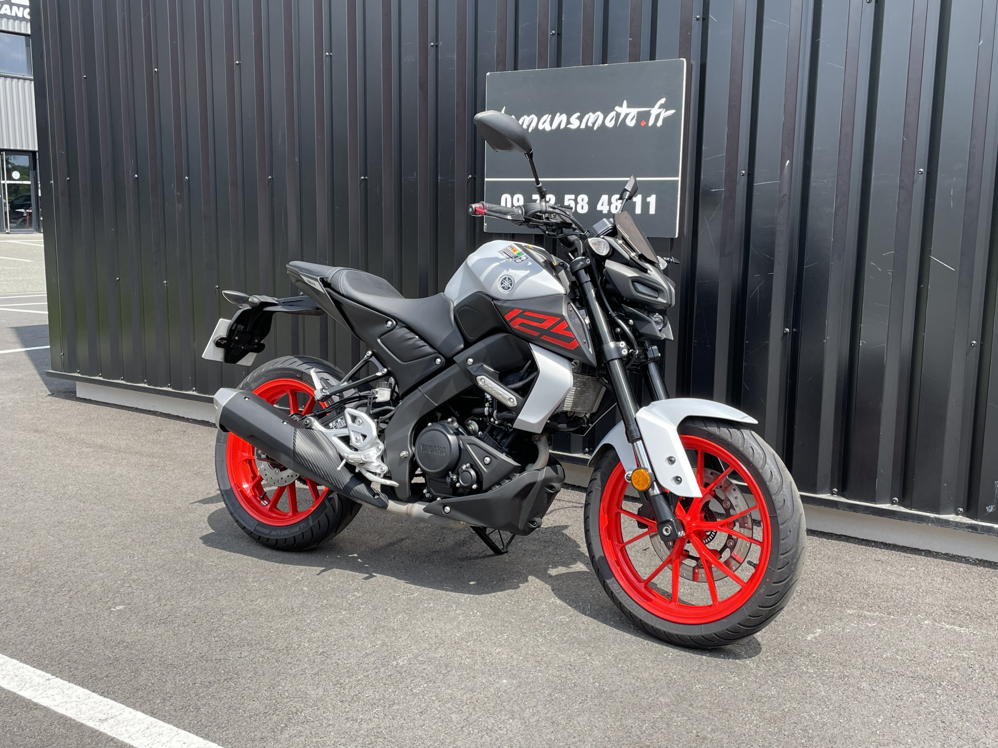 photo de YAMAHA MT-125 ABS 125 occasion de couleur  en vente à Ruaudin n°3