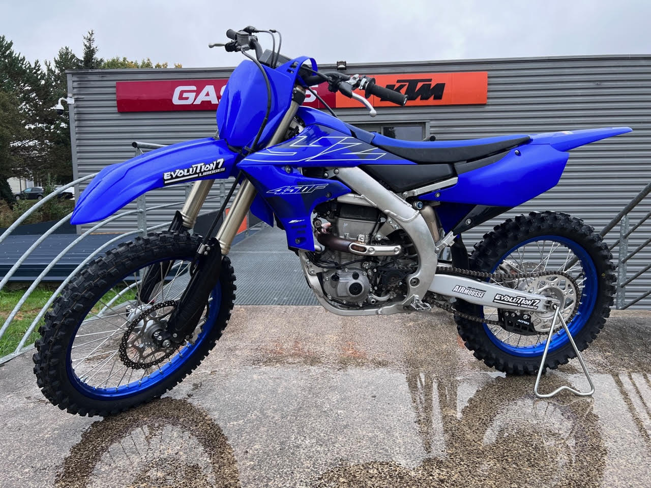 photo de YAMAHA YZ450F 450 occasion de couleur  en vente à Feytiat n°1