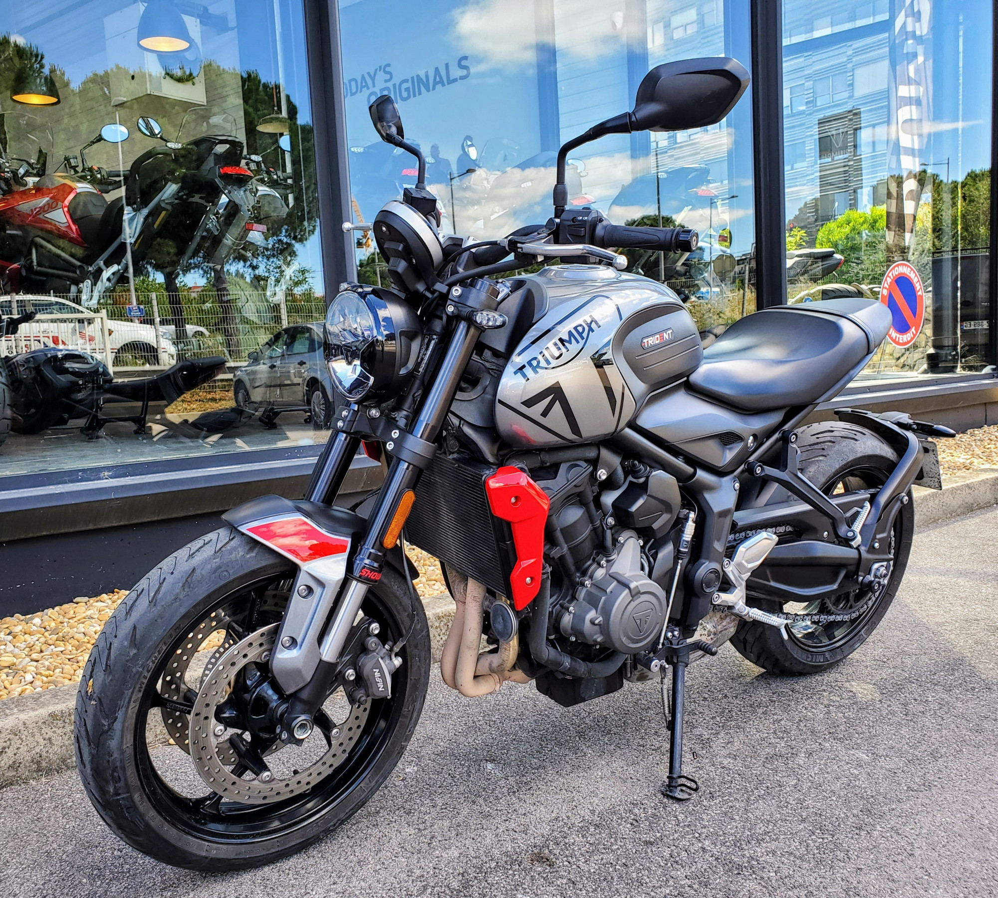 photo de TRIUMPH TRIDENT 660 660 occasion de couleur  en vente à Montpellier n°3