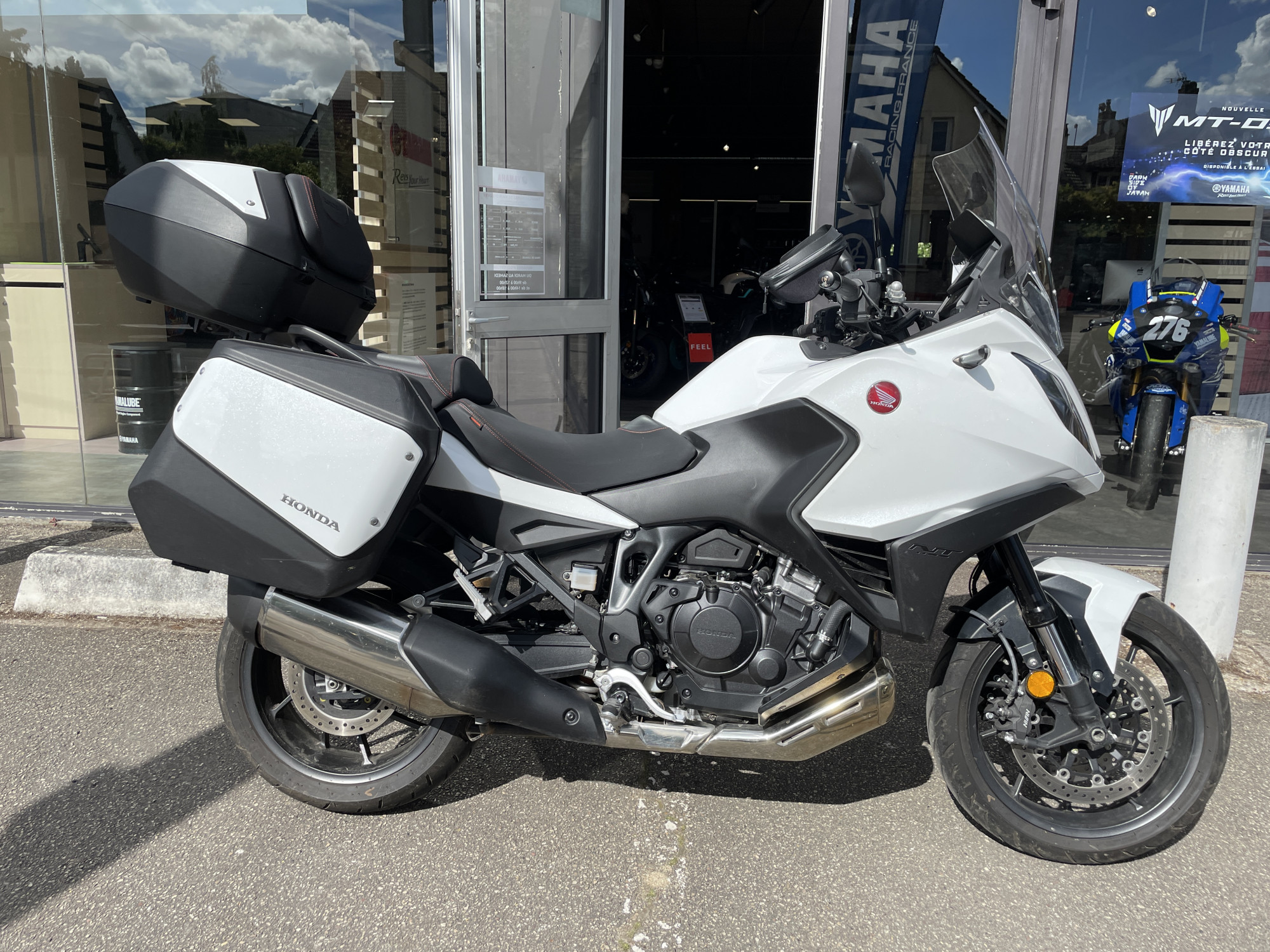 photo de HONDA NT 1100 1084 occasion de couleur  en vente à Vernon n°2