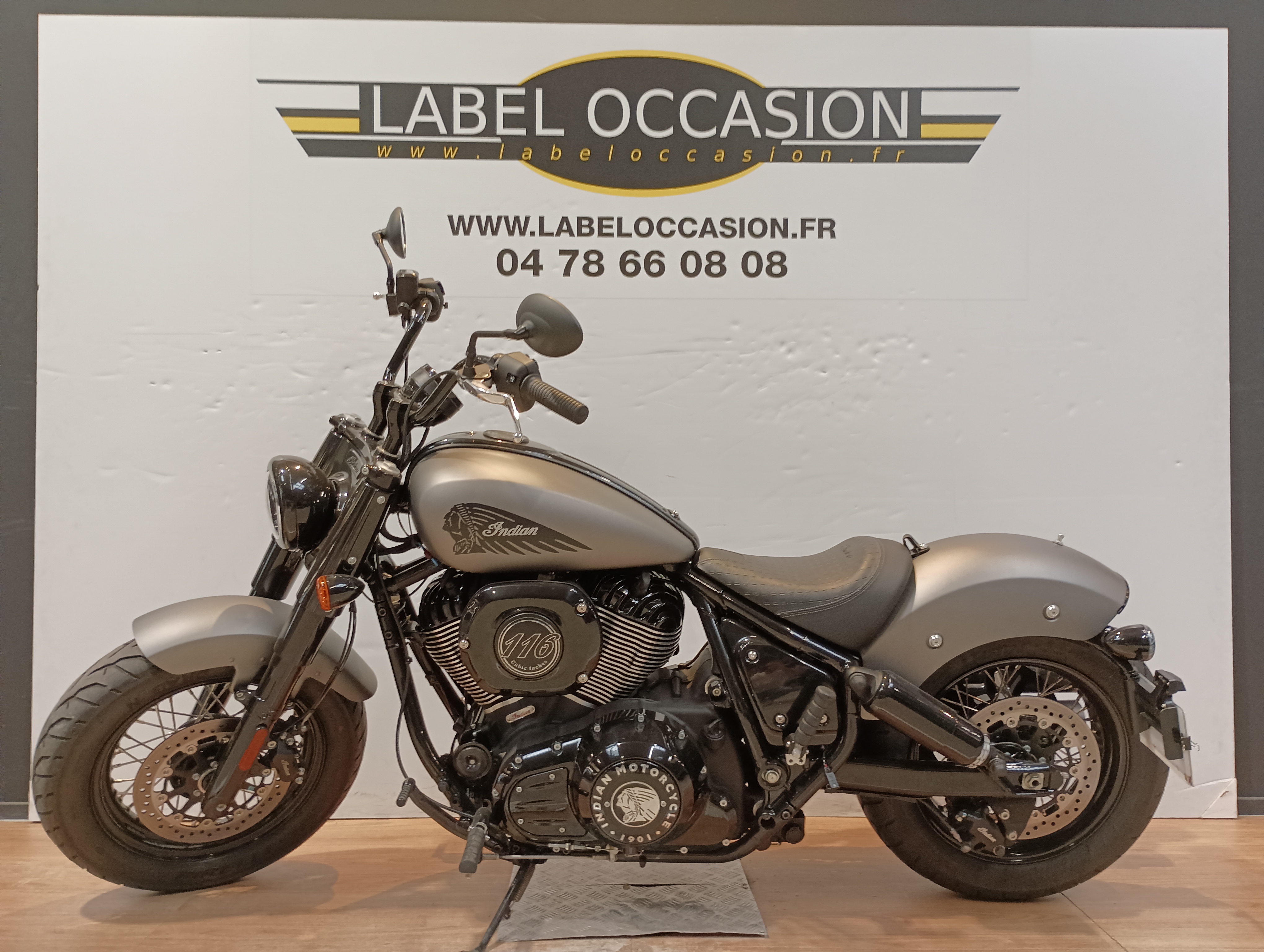 photo de INDIAN CHIEF BOBBER DARK HORSE 1900 occasion de couleur  en vente à Limonest n°1