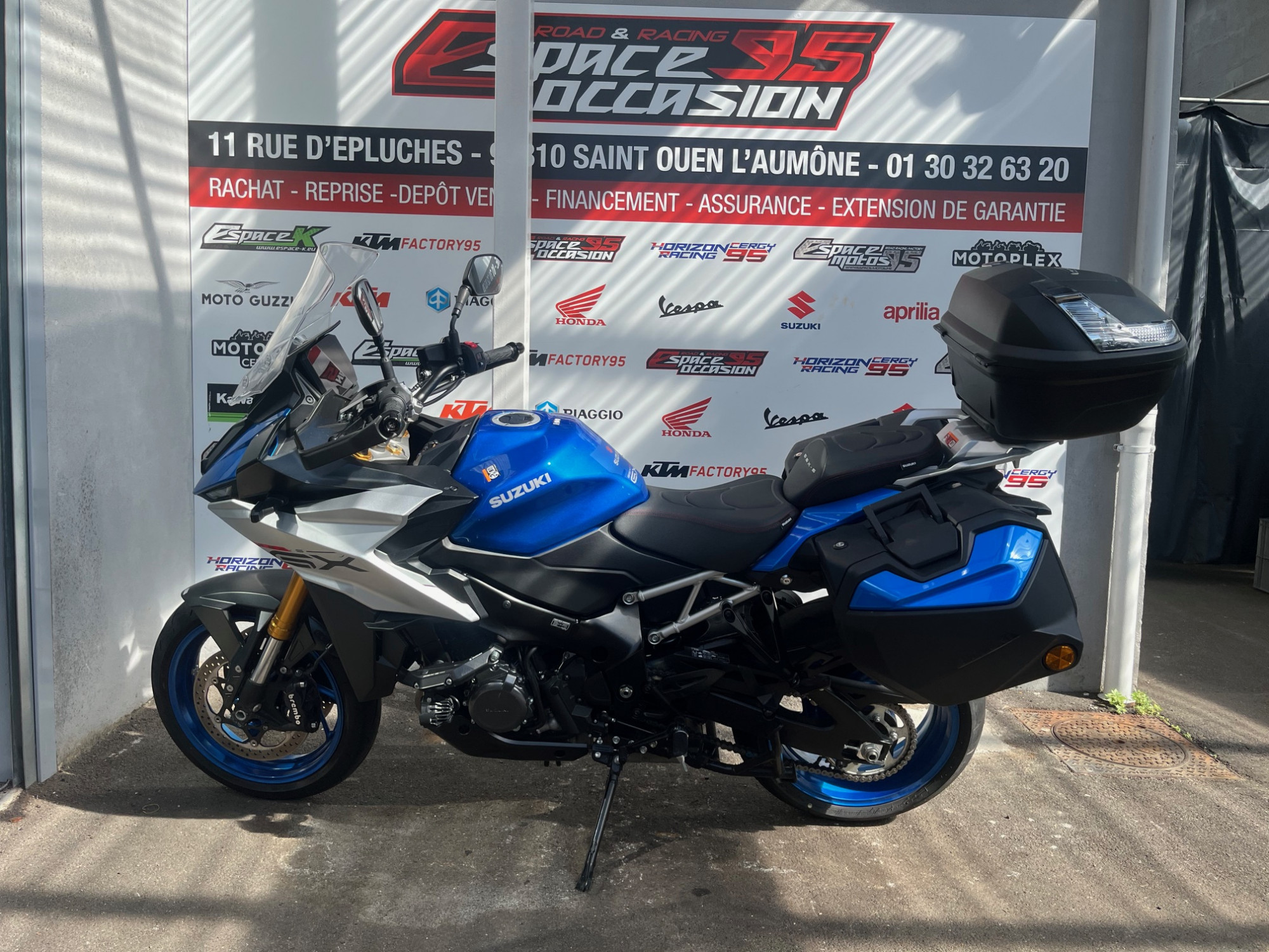 photo de SUZUKI GSX-S 1000 GX 1000 occasion de couleur  en vente à St Ouen L Aumone n°3