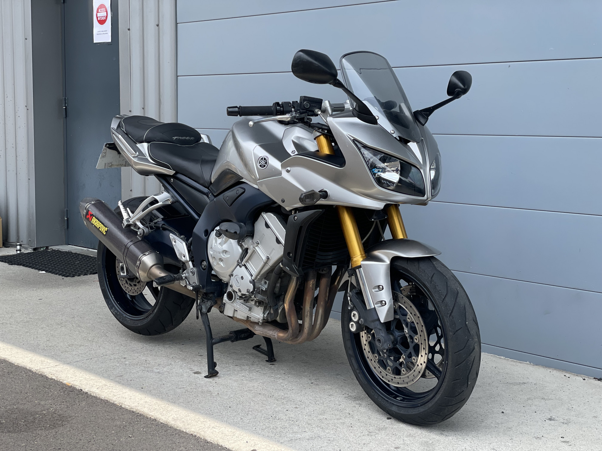 photo de YAMAHA FZ1 FAZER 1000 1000 occasion de couleur  en vente à Aubiere n°2