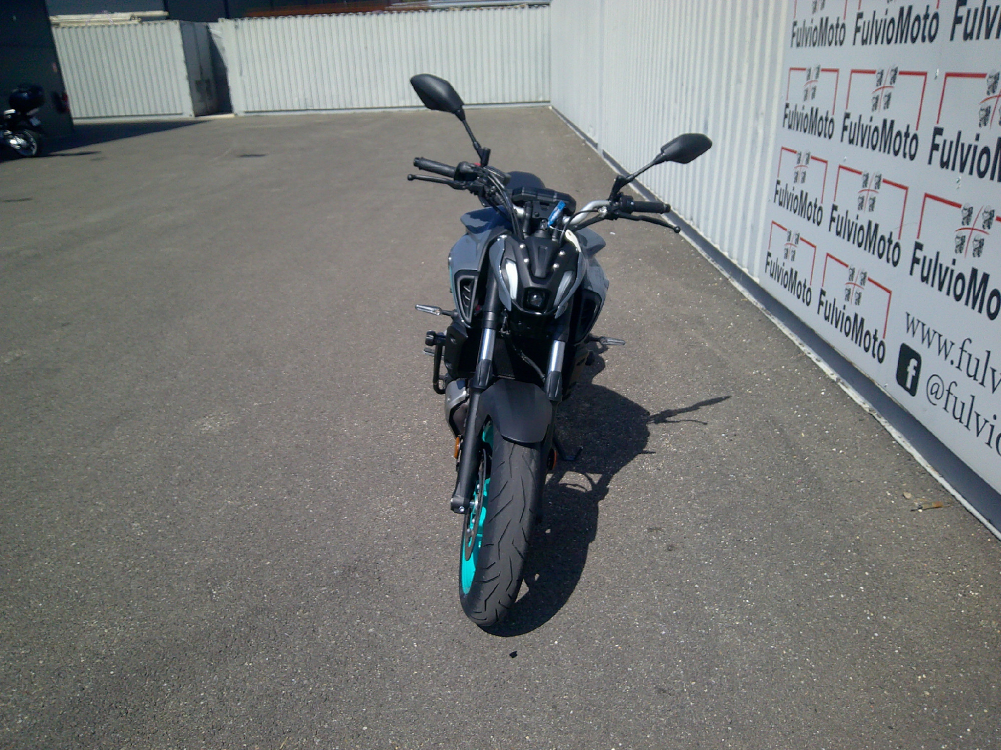 photo de YAMAHA MT-07 689 occasion de couleur  en vente à Arles n°3