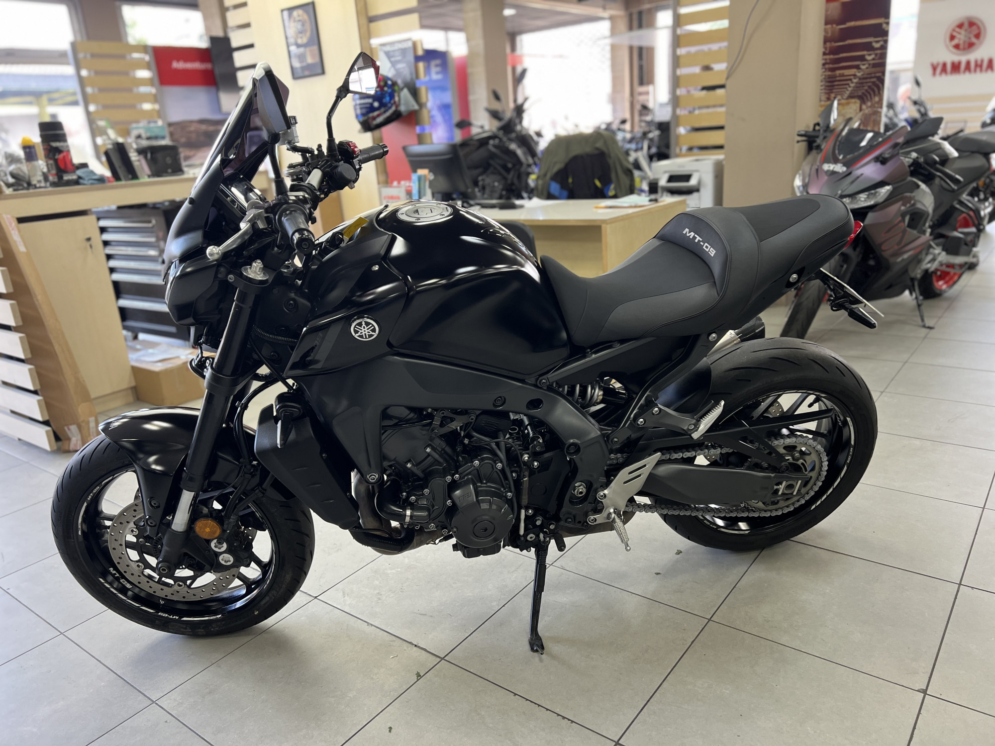 photo de YAMAHA MT-09 850 occasion de couleur  en vente à Libourne n°1