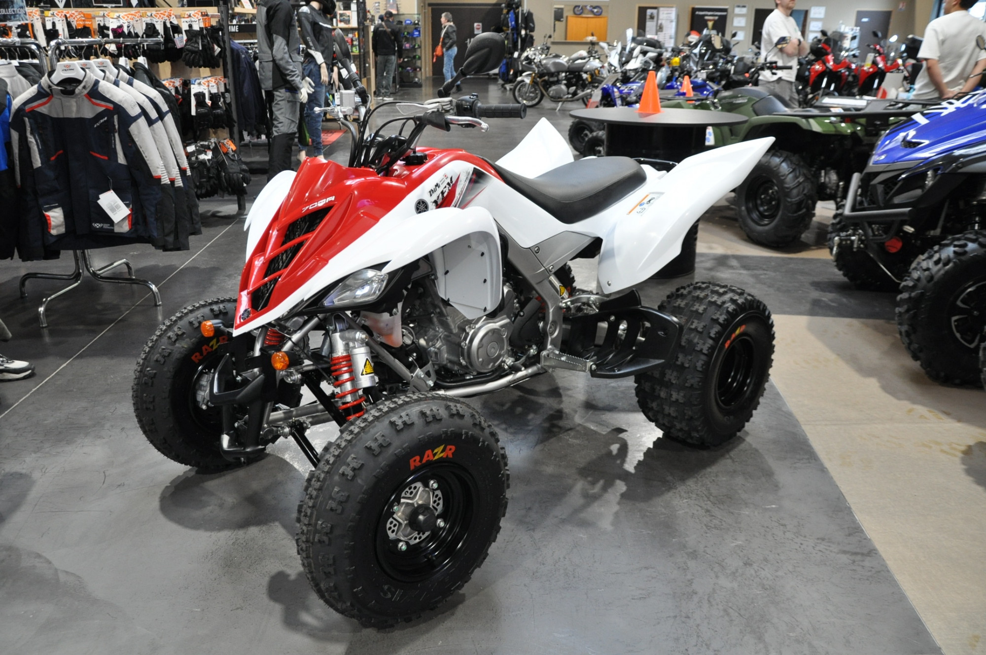 photo de YAMAHA YFM 700 RAPTOR 700 occasion de couleur  en vente à Nancy n°2