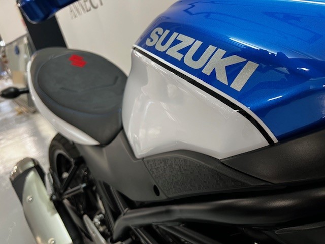 photo de SUZUKI SV 650 650 occasion de couleur  en vente à Seynod n°2