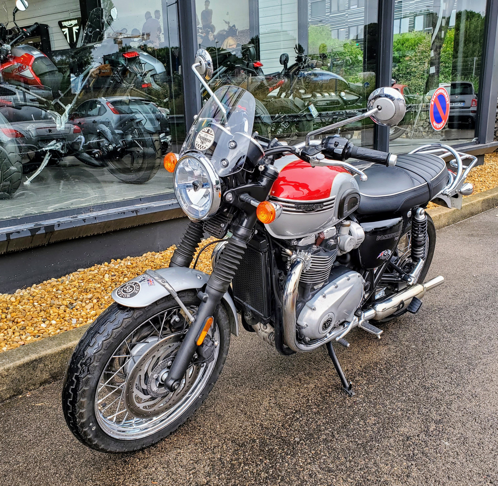 photo de TRIUMPH BONNEVILLE T120 1200 occasion de couleur  en vente à Montpellier n°2