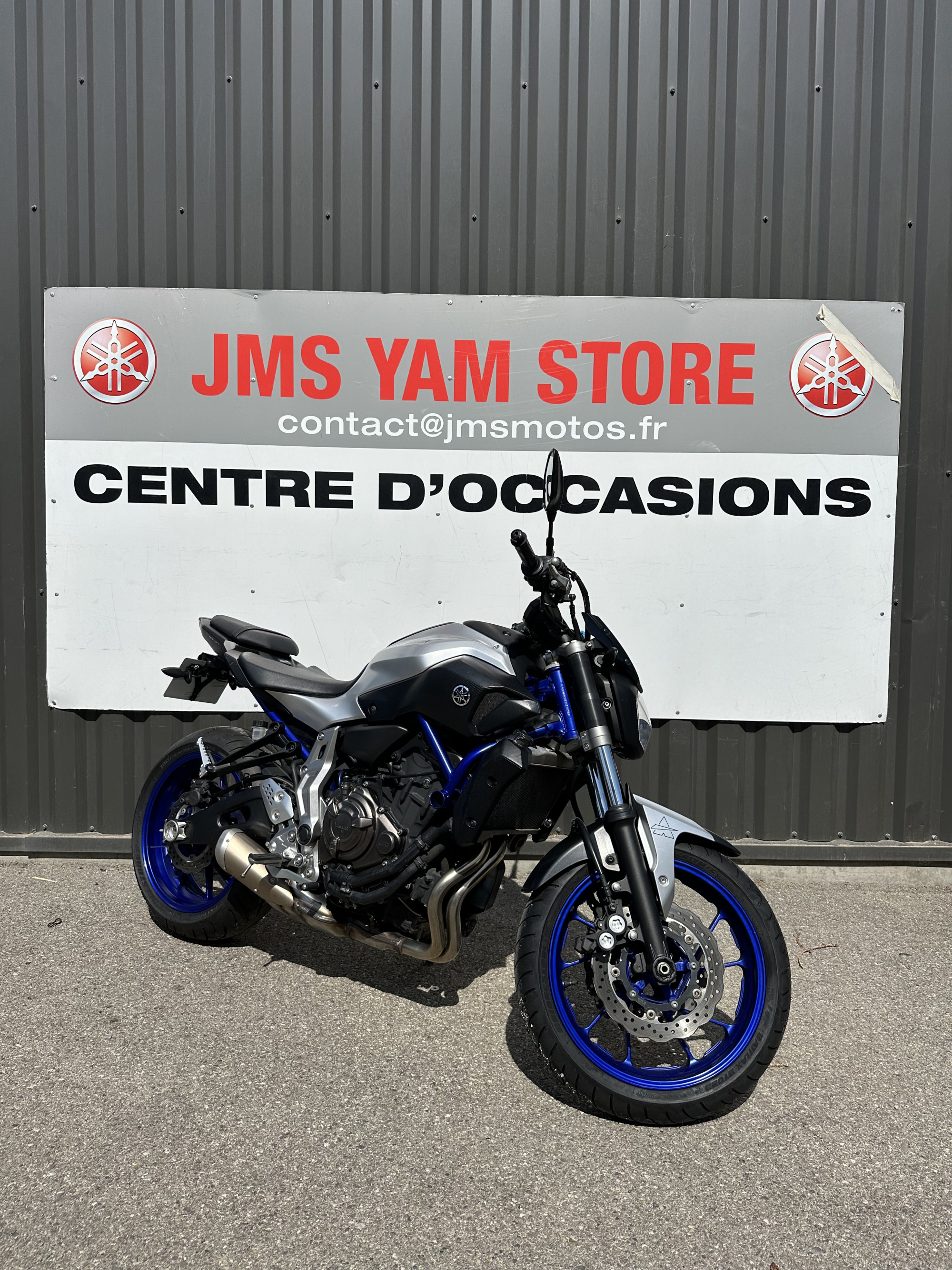 photo de YAMAHA MT-07 (47.5CV) 695 occasion de couleur  en vente à Avignon n°3