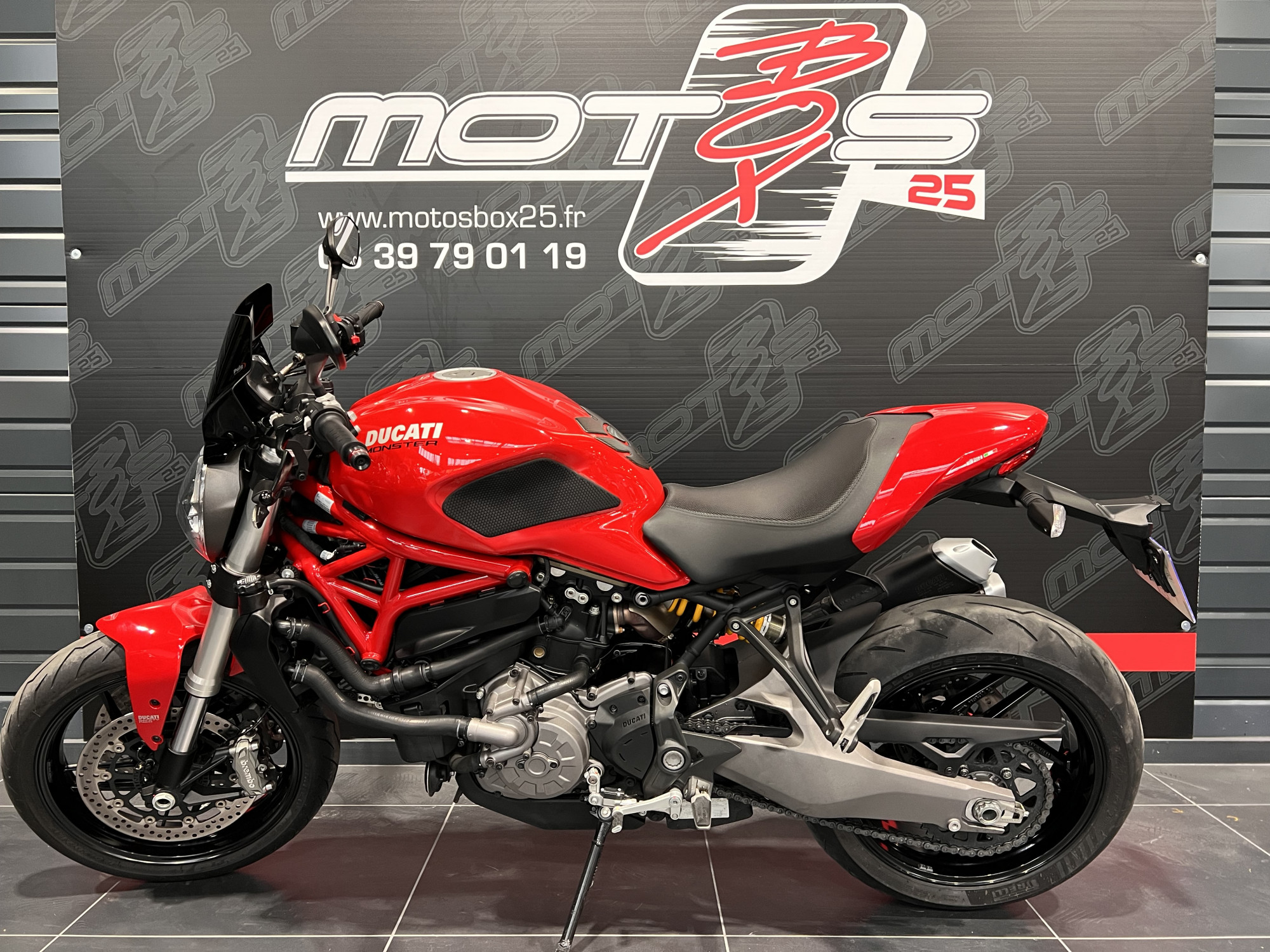 photo de DUCATI MONSTER 821 821 occasion de couleur  en vente à Franois n°3