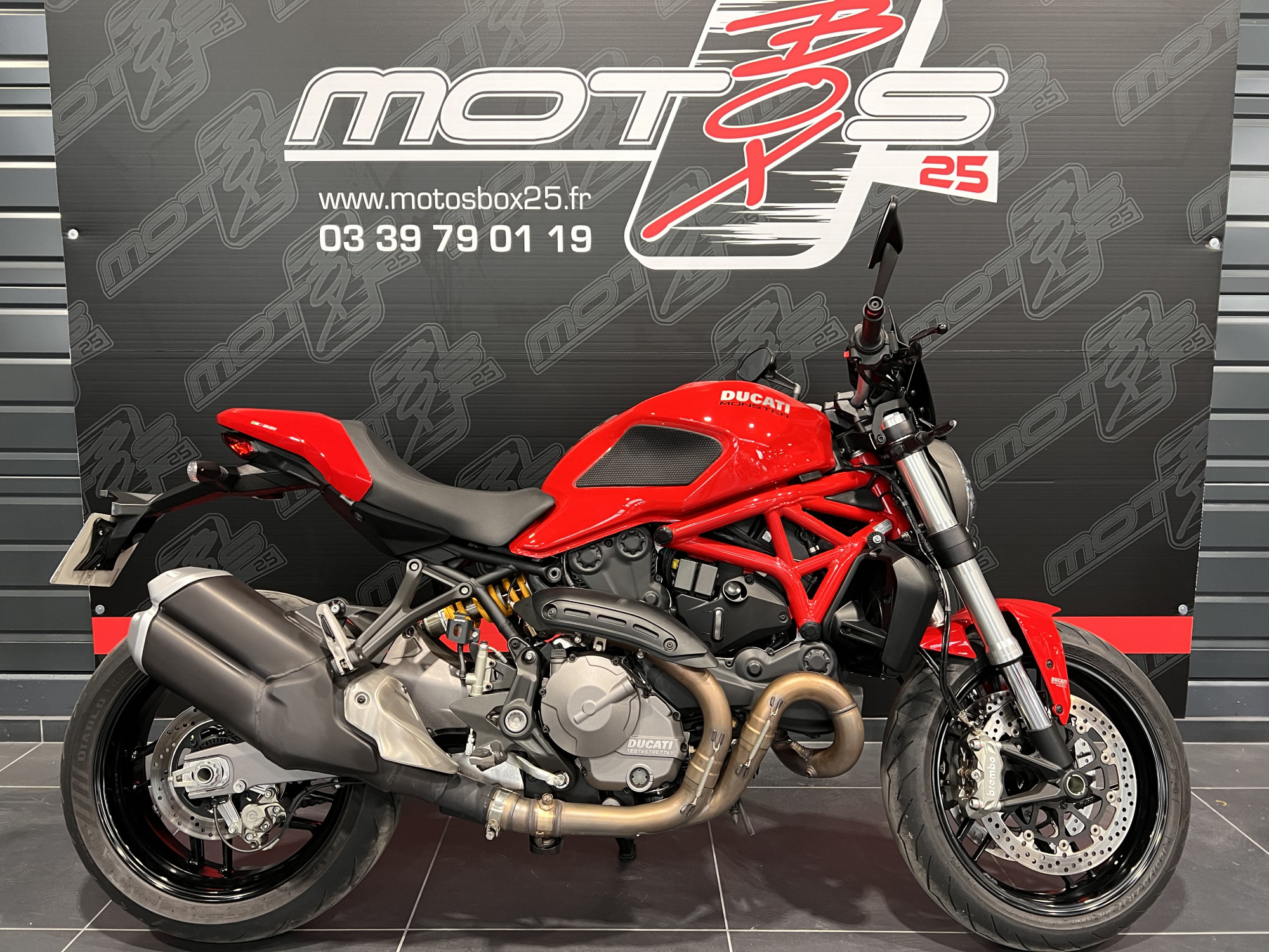 photo de DUCATI MONSTER 821 821 occasion de couleur  en vente   Franois