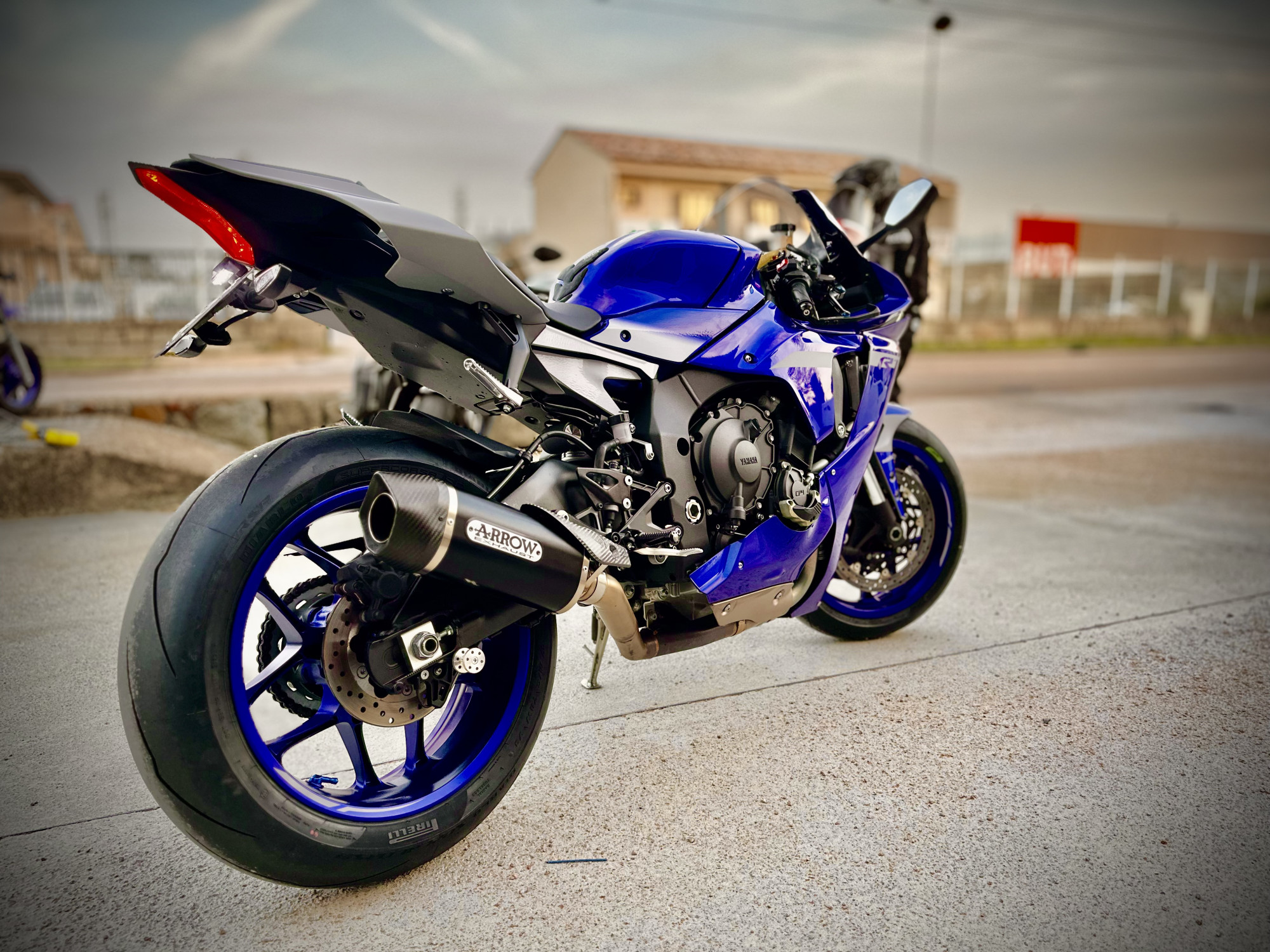Annonce moto Yamaha YZF R1