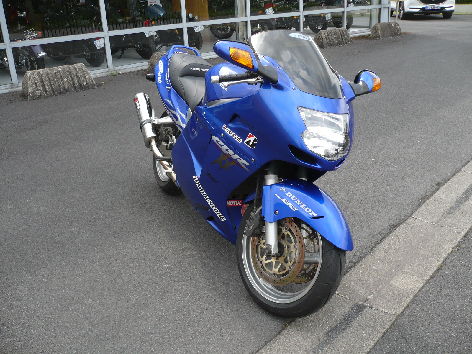 photo de HONDA CBR-XX 1100 occasion de couleur  en vente   Grenay