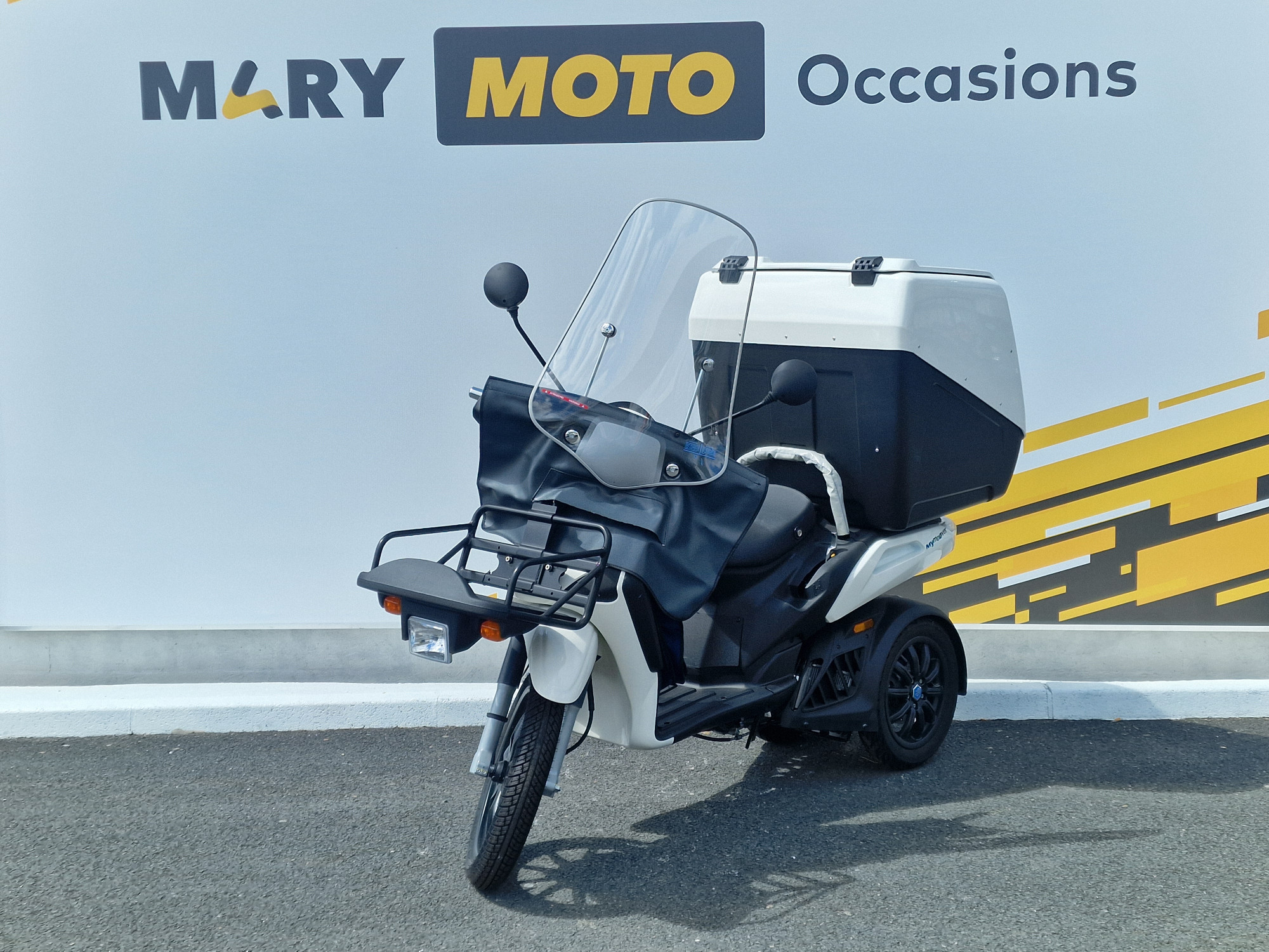 photo de PIAGGIO MYMOOVER 125 occasion de couleur  en vente à Bieville Beuville n°1