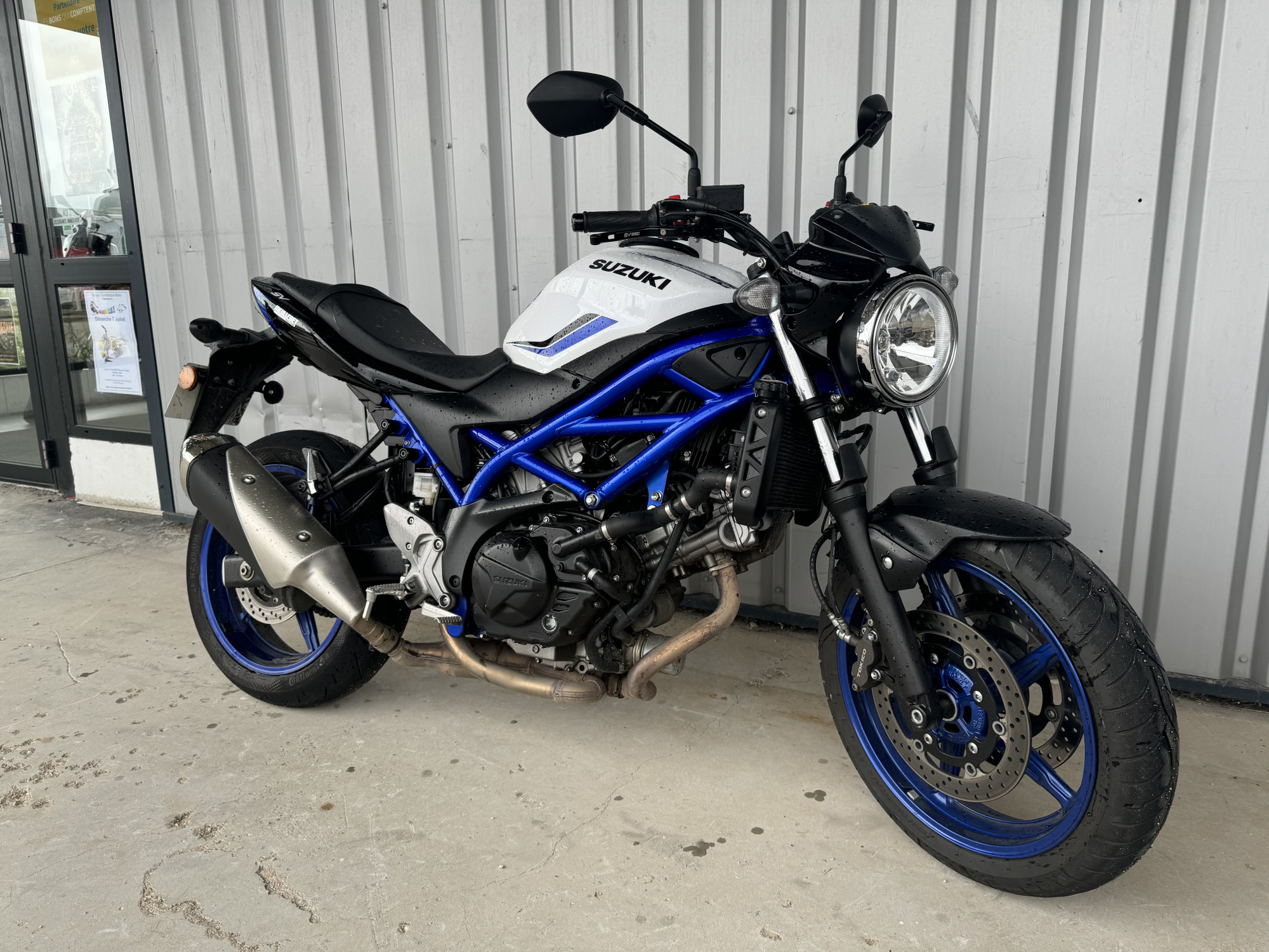 photo de SUZUKI SV 650 650 occasion de couleur  en vente à Pontarlier n°3