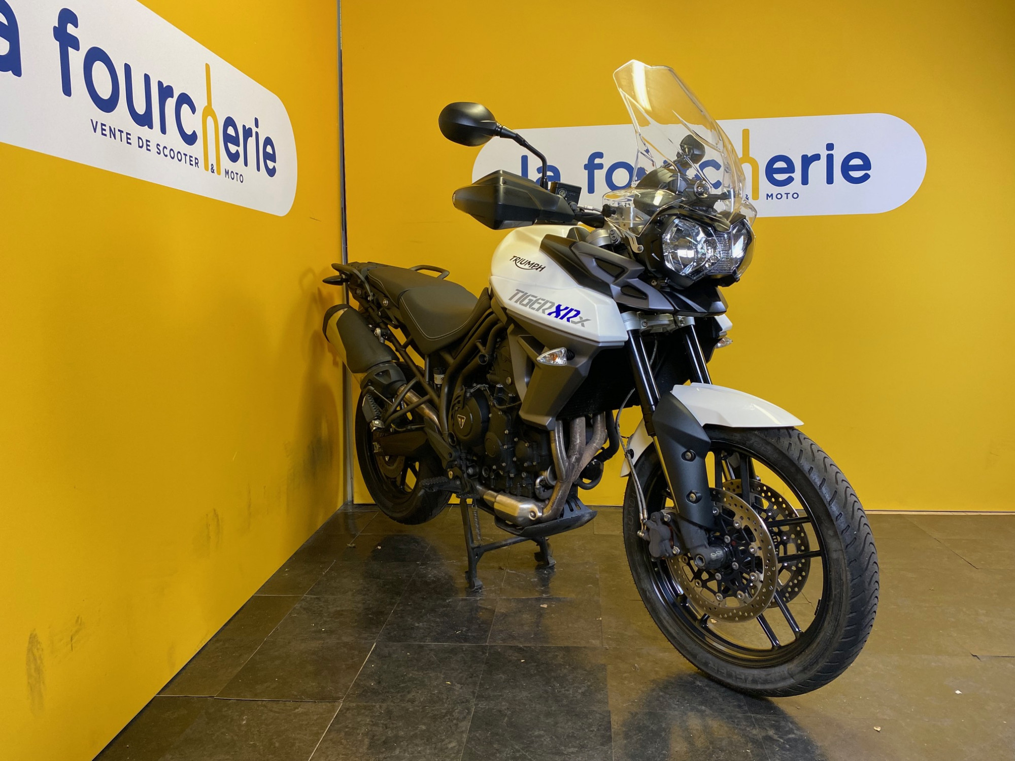 photo de TRIUMPH TIGER 800 XRX 800 occasion de couleur  en vente à Paris 15 n°3