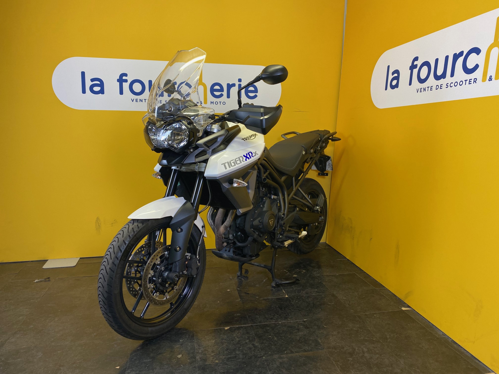 photo de TRIUMPH TIGER 800 XRX 800 occasion de couleur  en vente à Paris 15 n°1