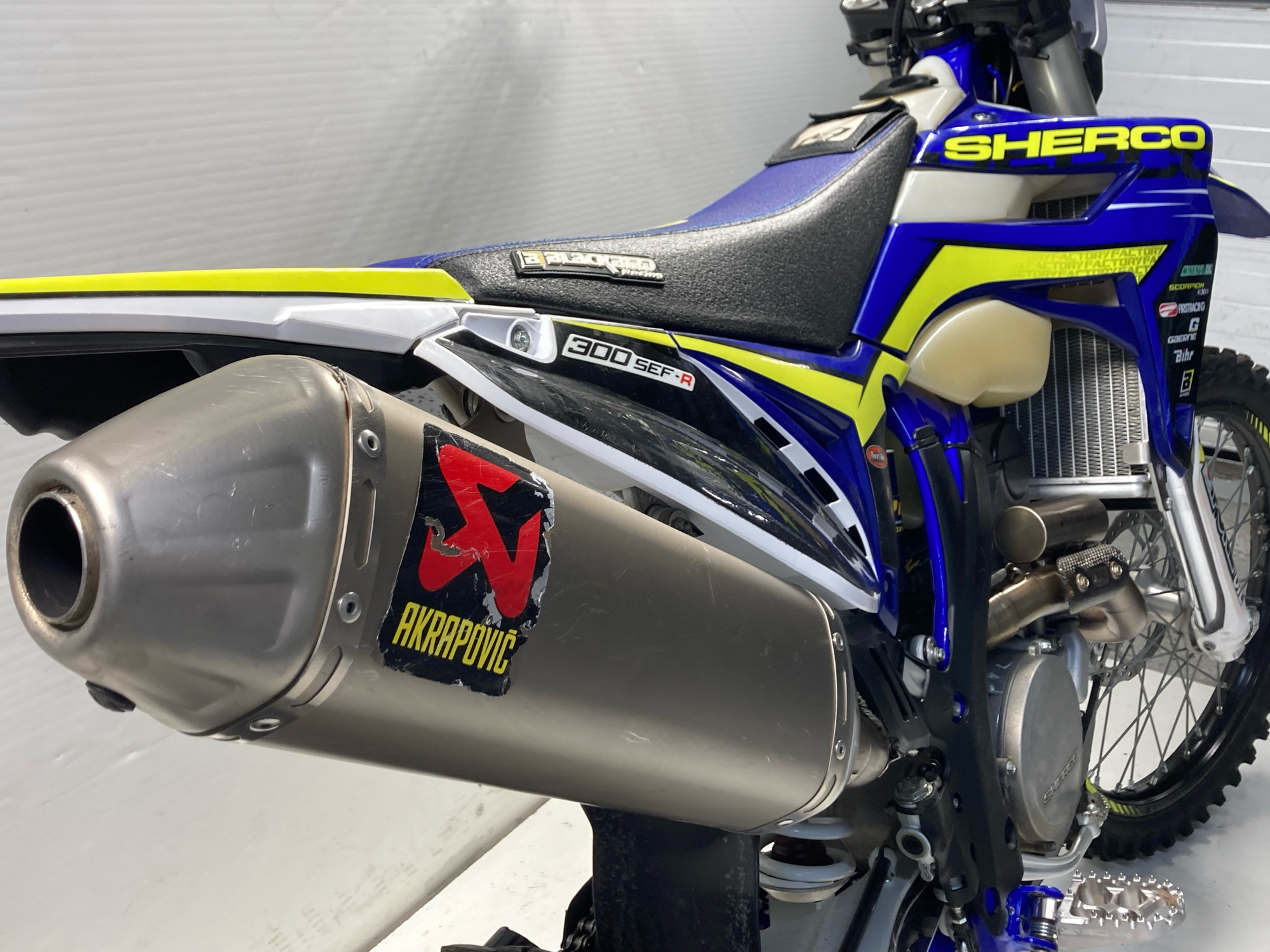 photo de SHERCO SE 300 FACTORY 300 occasion de couleur  en vente à Vesoul n°2