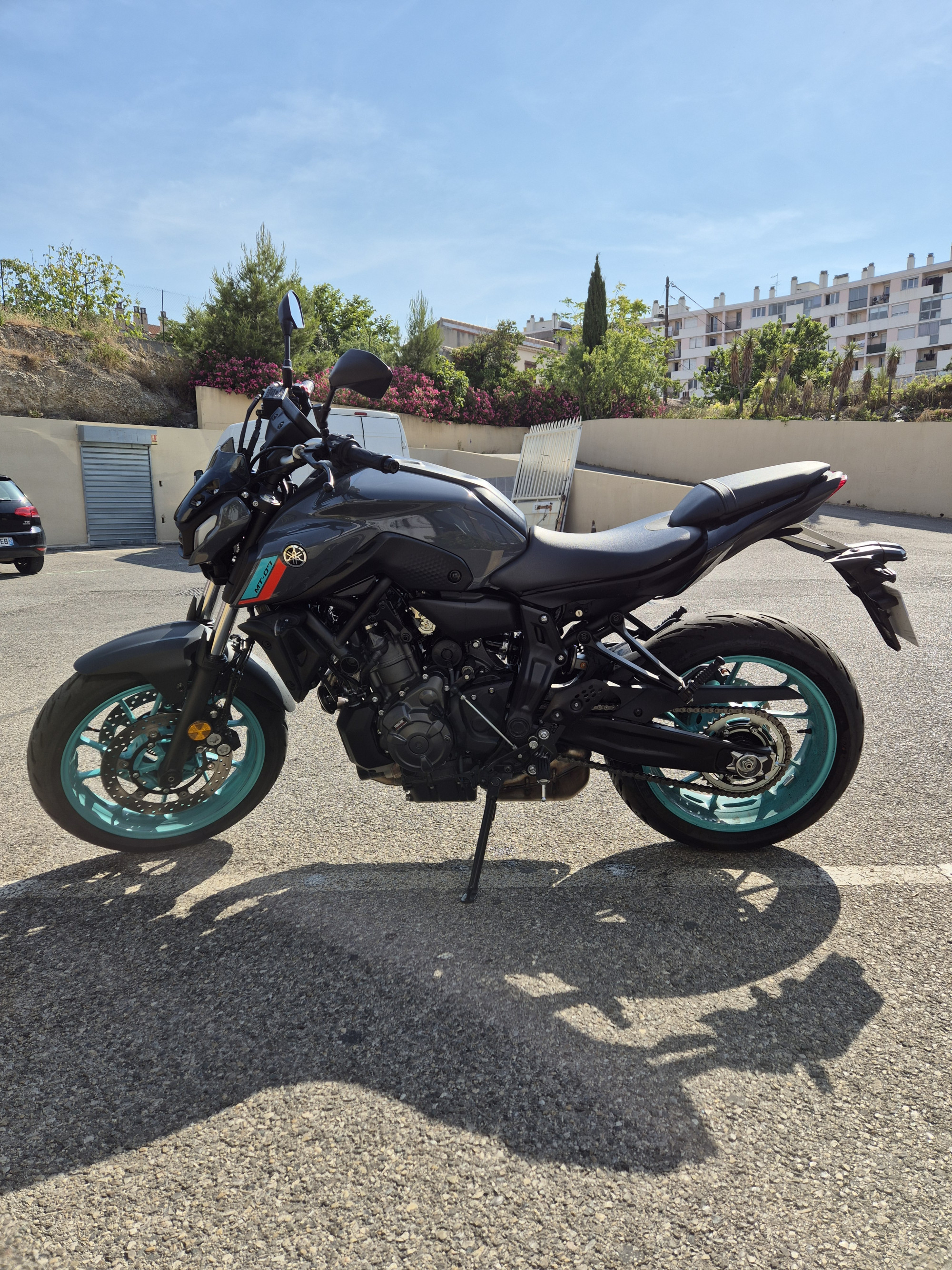 photo de YAMAHA MT-07 (47.5CV) 695 occasion de couleur  en vente à Marseille 14 n°2