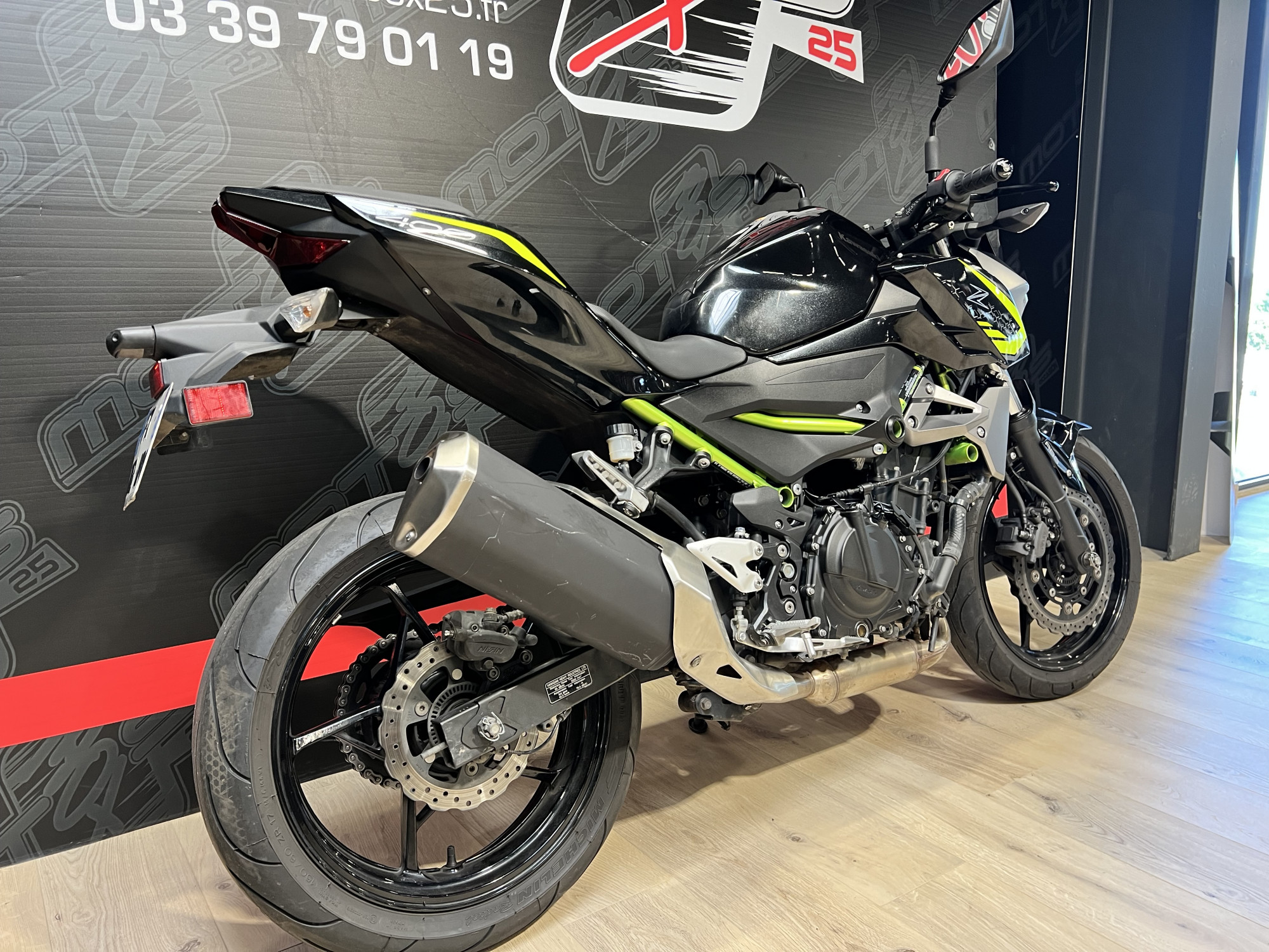 photo de KAWASAKI Z400 399 occasion de couleur  en vente à Franois n°3