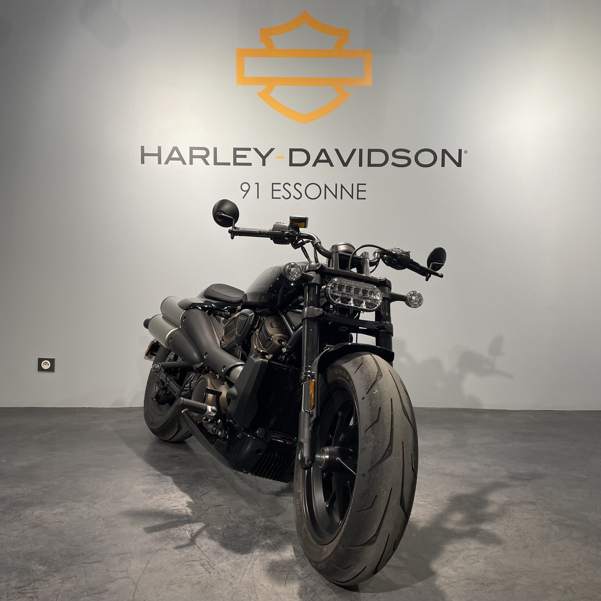 photo de HARLEY DAVIDSON SPORTSTER 1250 S 1250 occasion de couleur  en vente à Ballainvilliers n°3