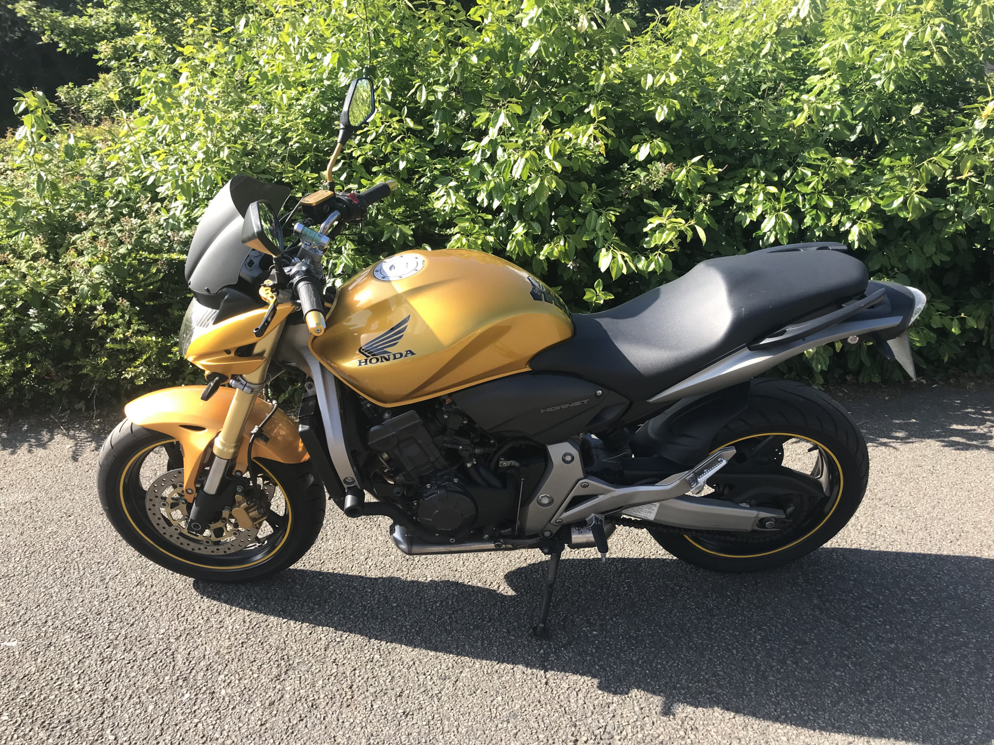 photo de HONDA CB 600 HORNET 600 occasion de couleur  en vente à Quimper n°2