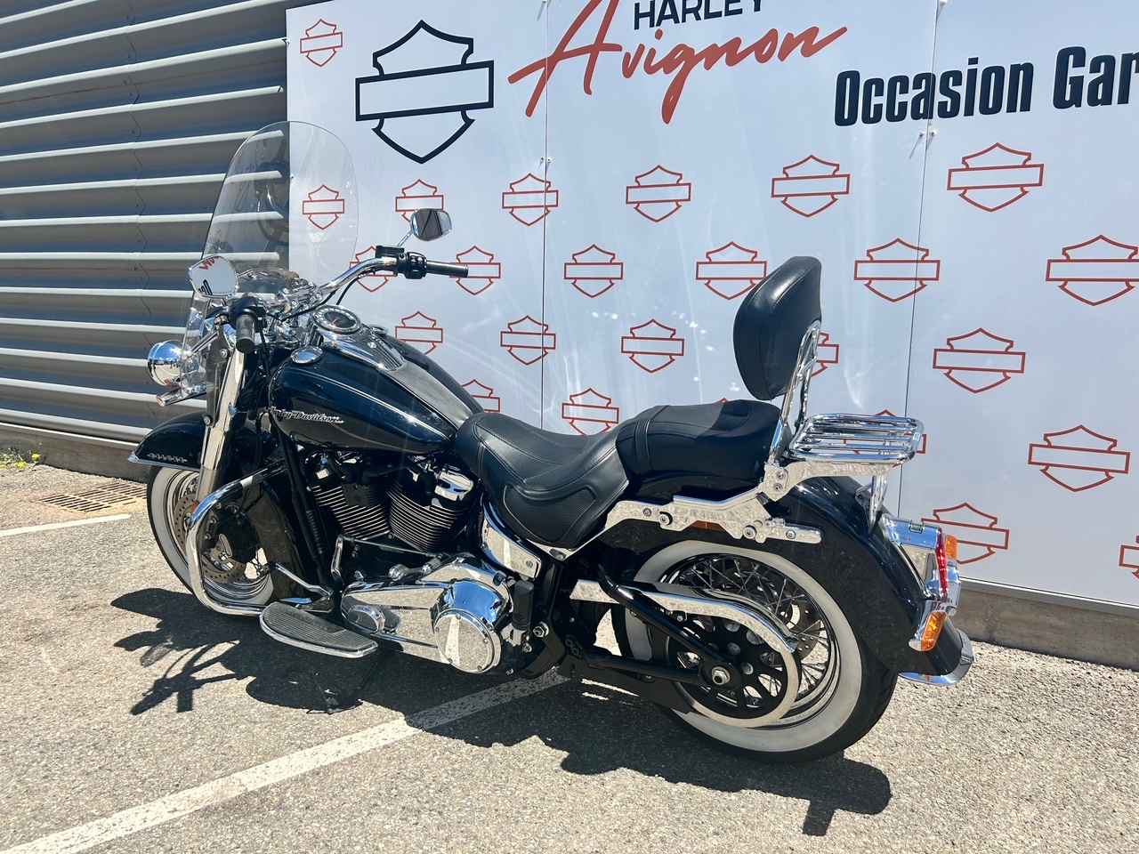 photo de HARLEY DAVIDSON SOFTAIL DELUXE 1745 1745 occasion de couleur  en vente à Rochefort Du Gard n°3