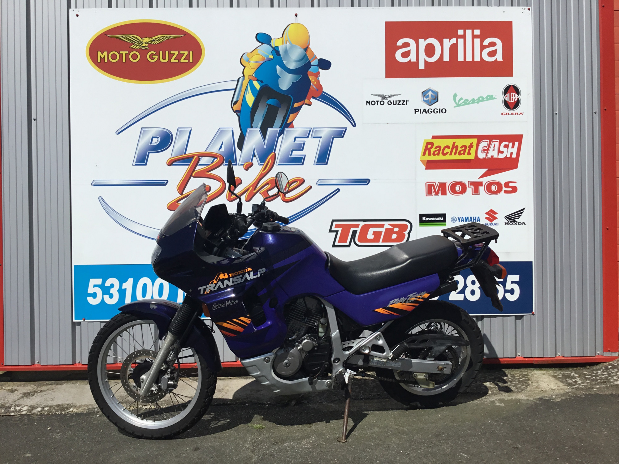 photo de HONDA XL TRANSALP 600 occasion de couleur  en vente à Mayenne n°2