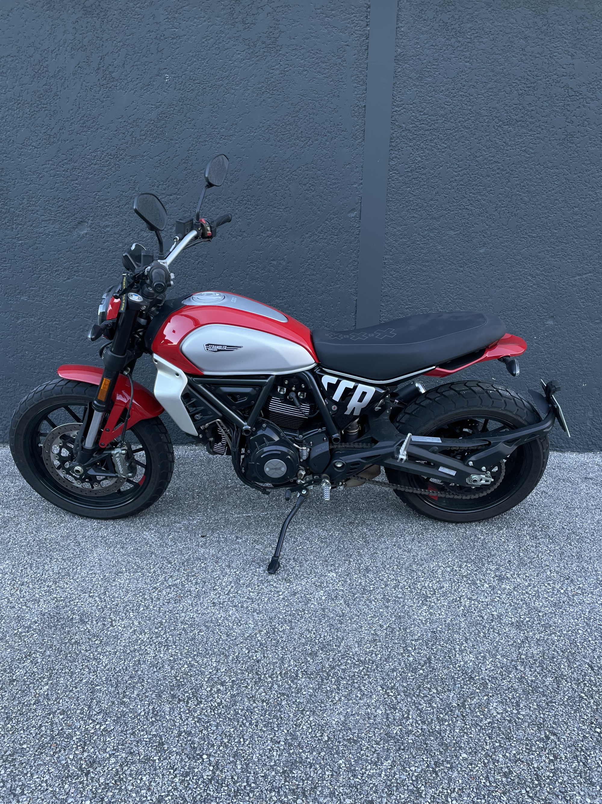 photo de DUCATI SCRAMBLER ICON 803 occasion de couleur  en vente à Perpignan n°2