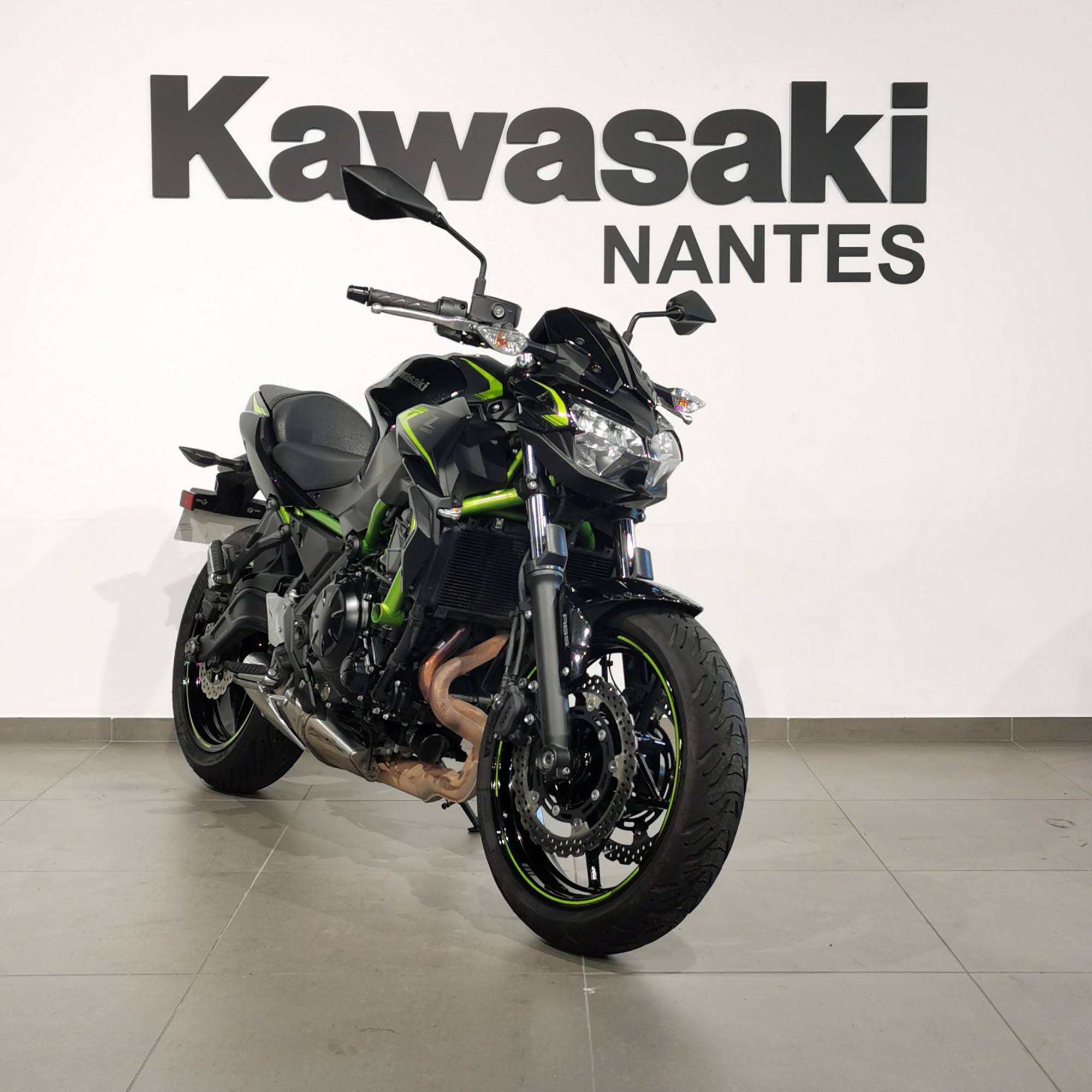 photo de KAWASAKI Z 650 (47.5CV) 650 occasion de couleur  en vente à Orvault n°3